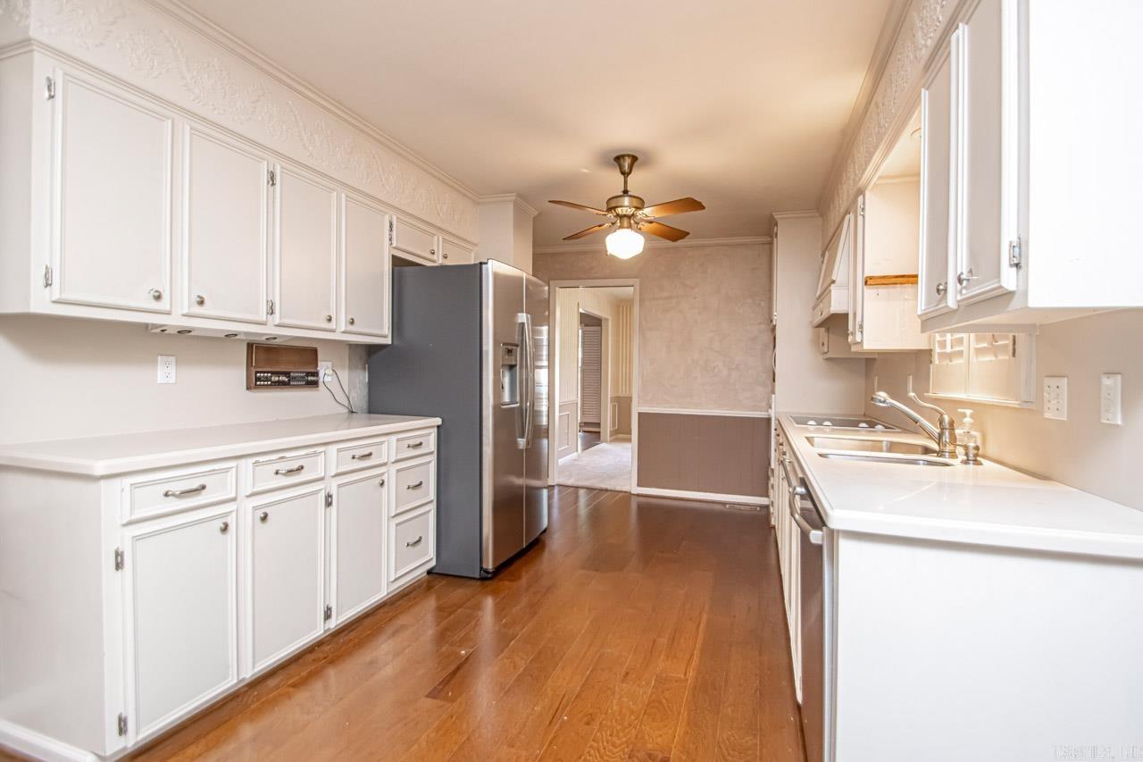 INDIAN HILLS - Residential