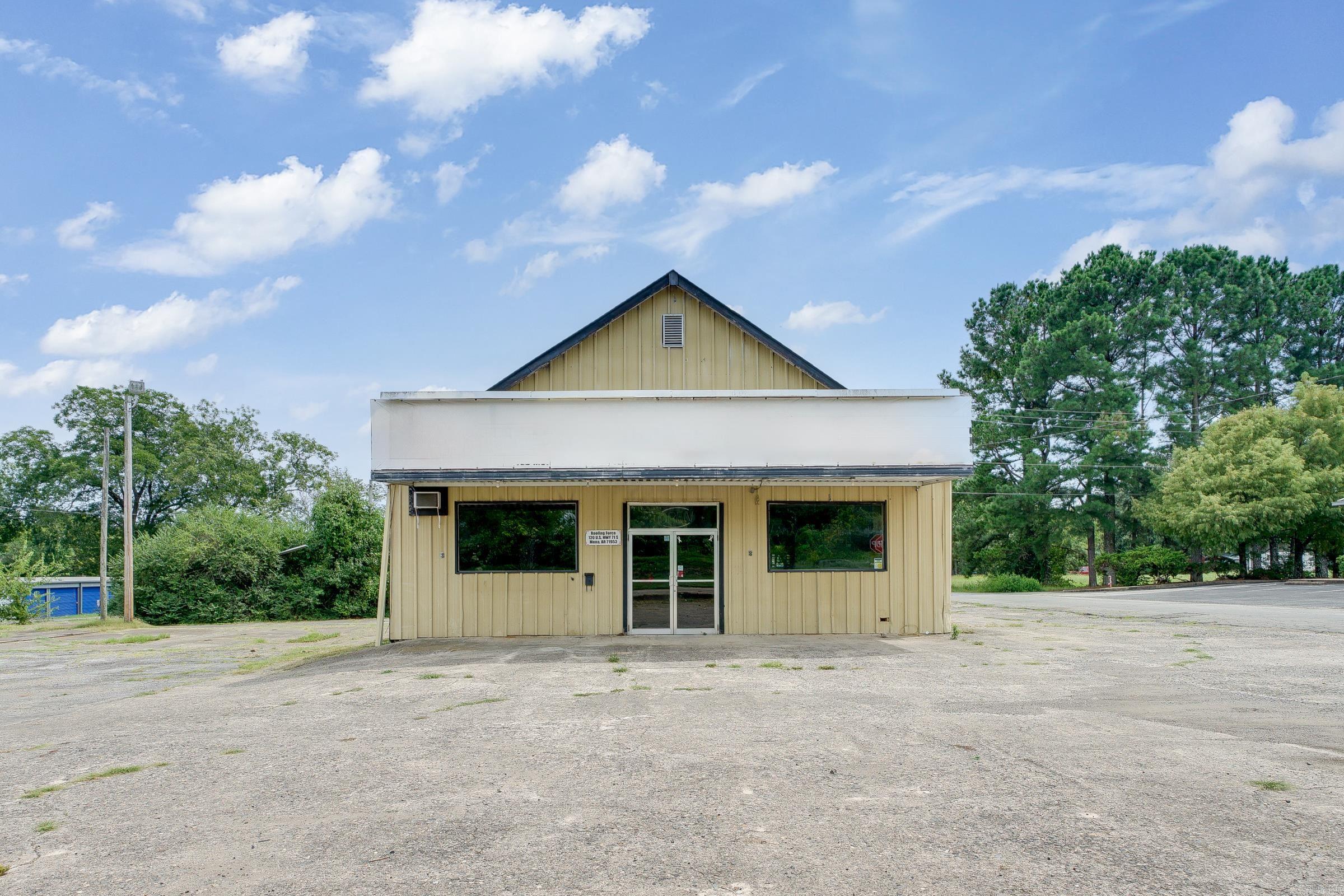 This is almost an acre of property bordering Hwy 71 with Hwy frontage right in the middle of Mena & close to WalMart. The building is older and needs repairs. Or tear the building down as the location of this land canāt be beat! It would be a perfect spot for a new business or new restaurant or many other uses! The possibilities are endless!