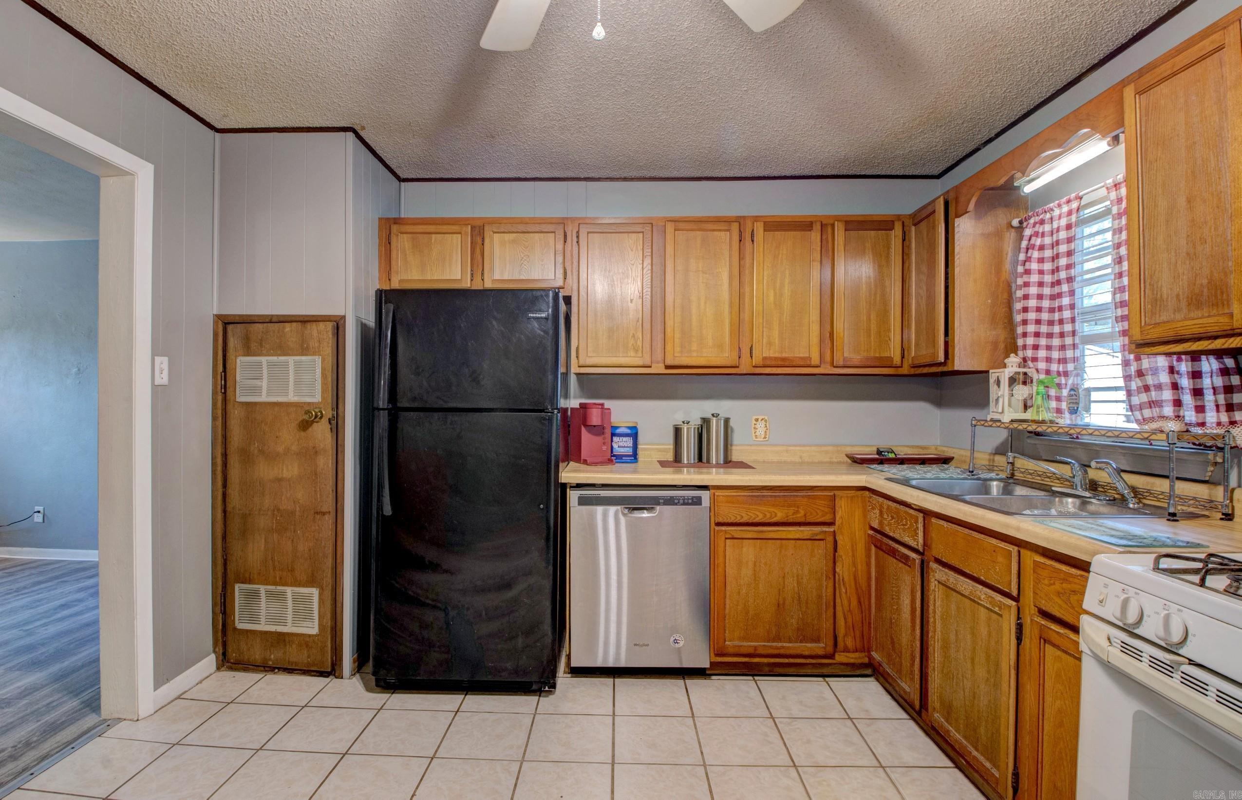 Walters #3 - Residential