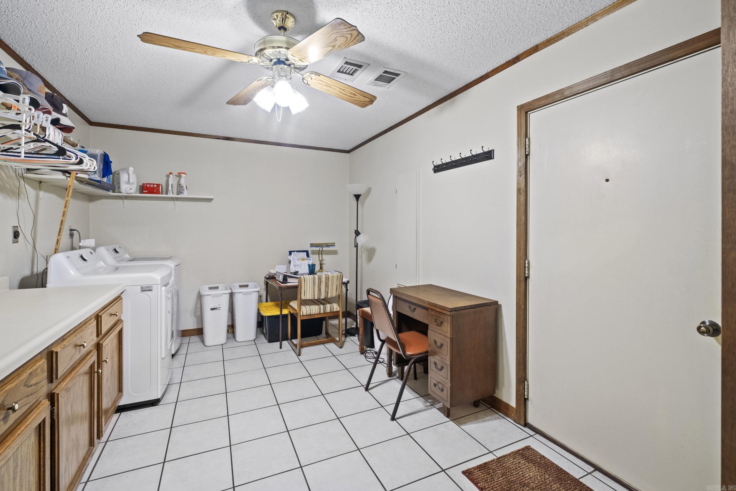 OAKBROOKE - Residential