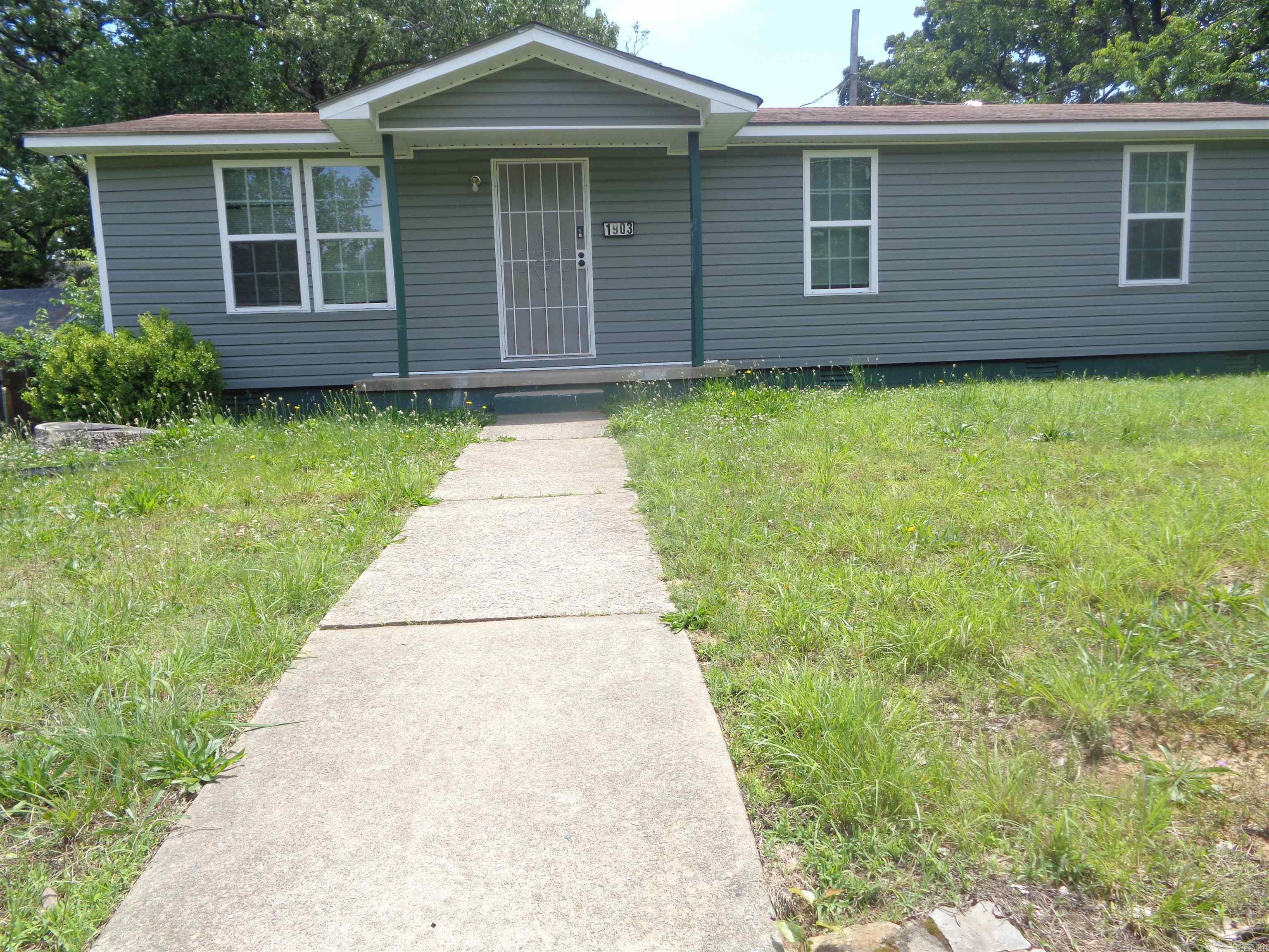 Flemming & Bradford - Residential Lease