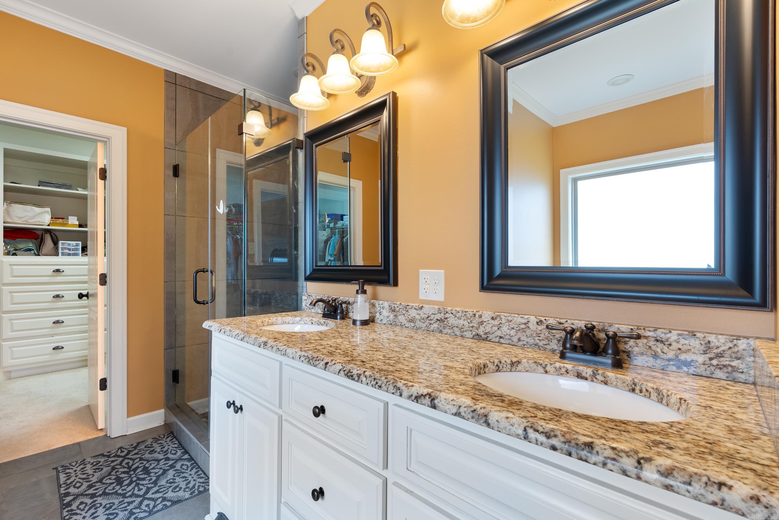 FIELDSTONE - Residential