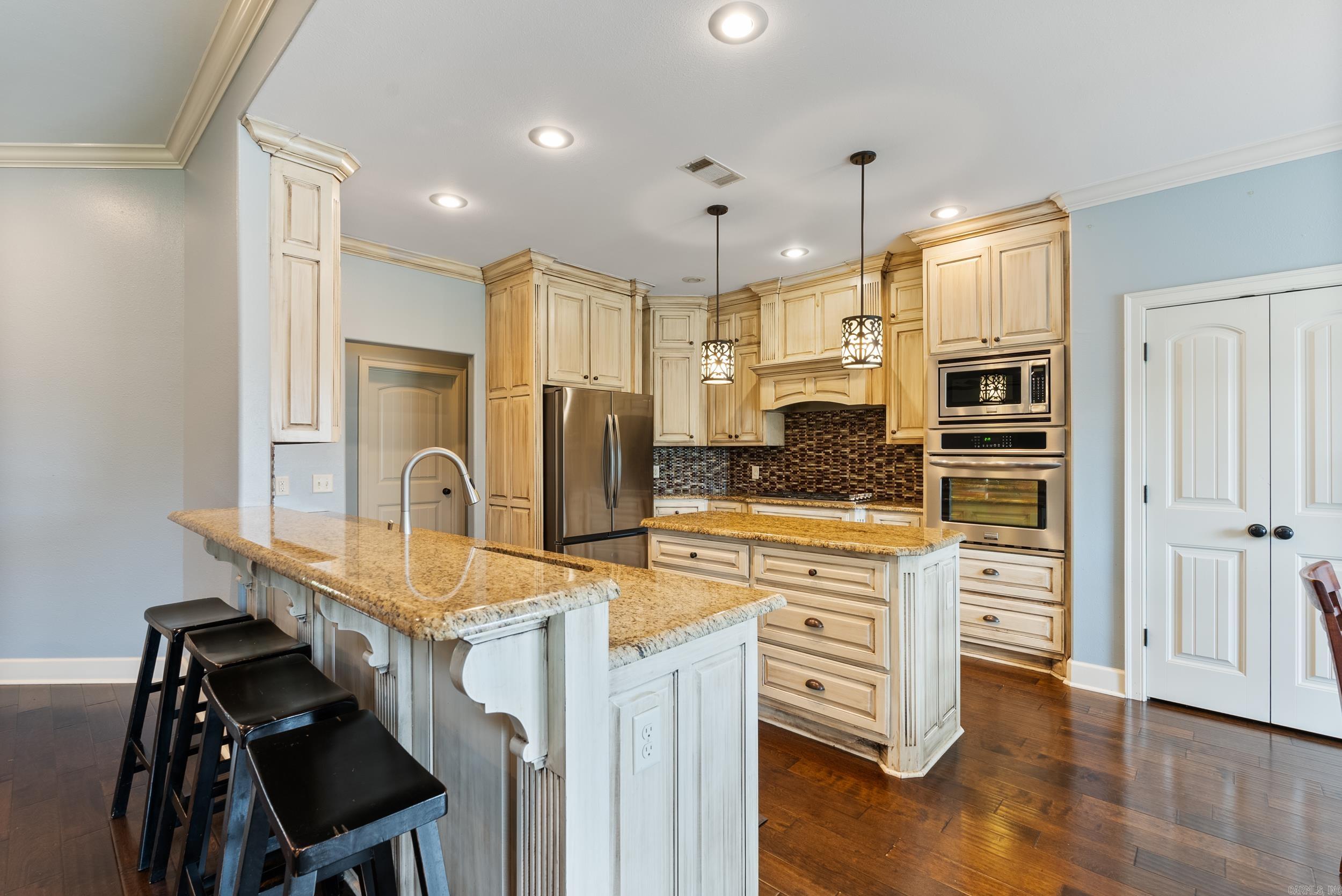 FIELDSTONE - Residential