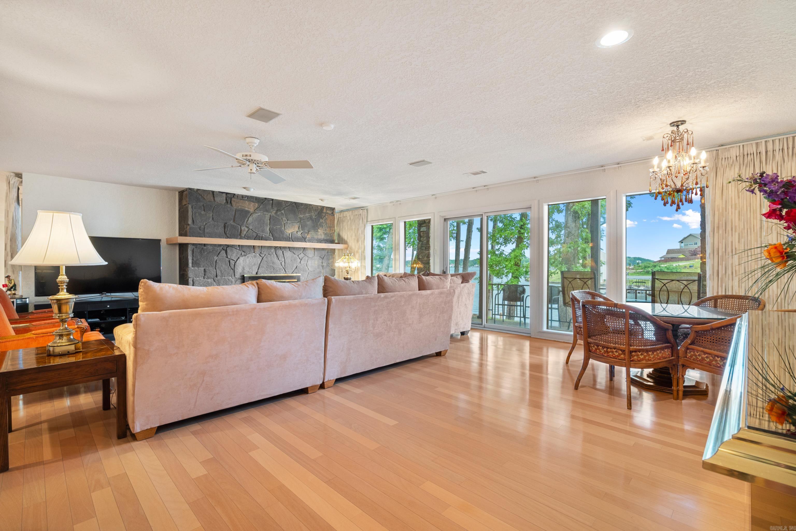 Hamilton Point - Residential