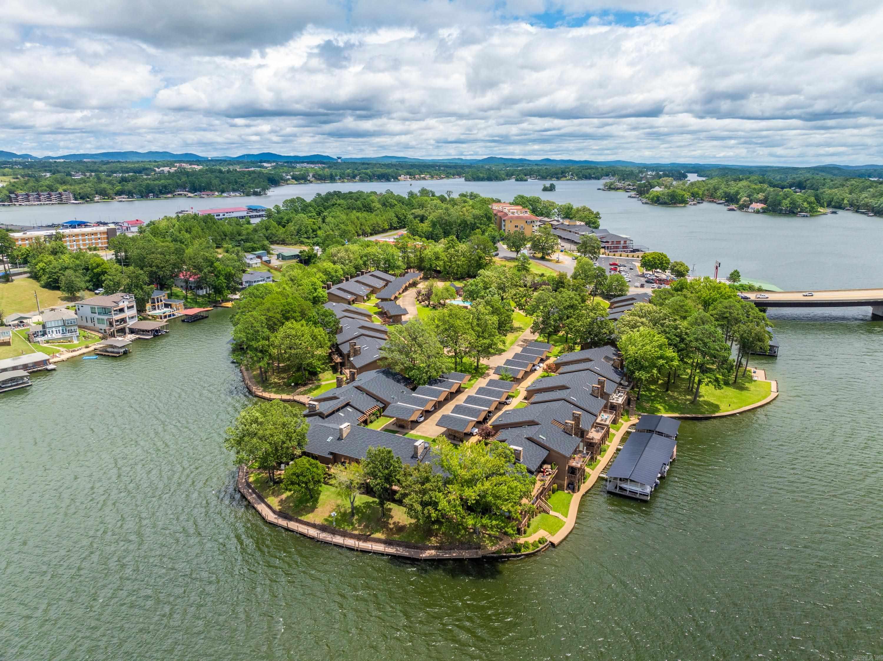Hamilton Point - Residential