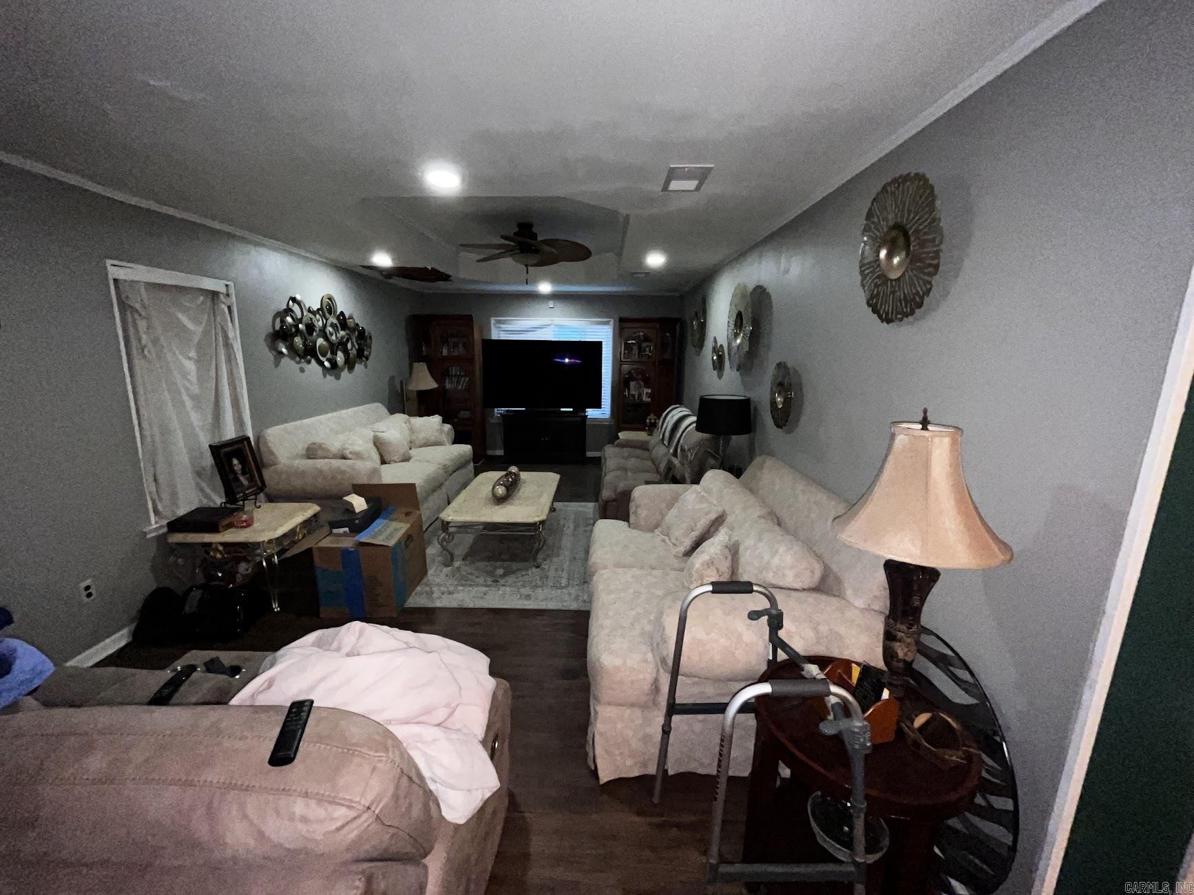 PECAN LAKE - Residential