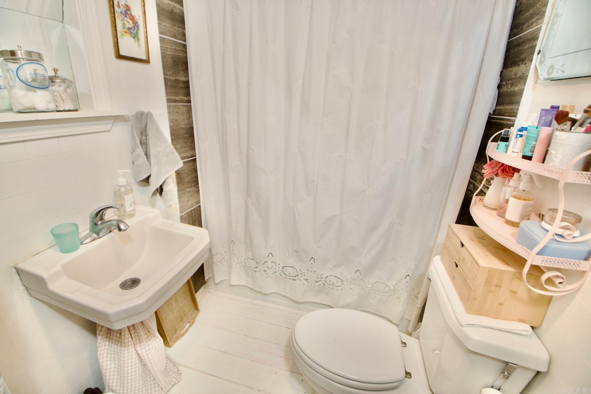 OLD AUSTIN - Residential