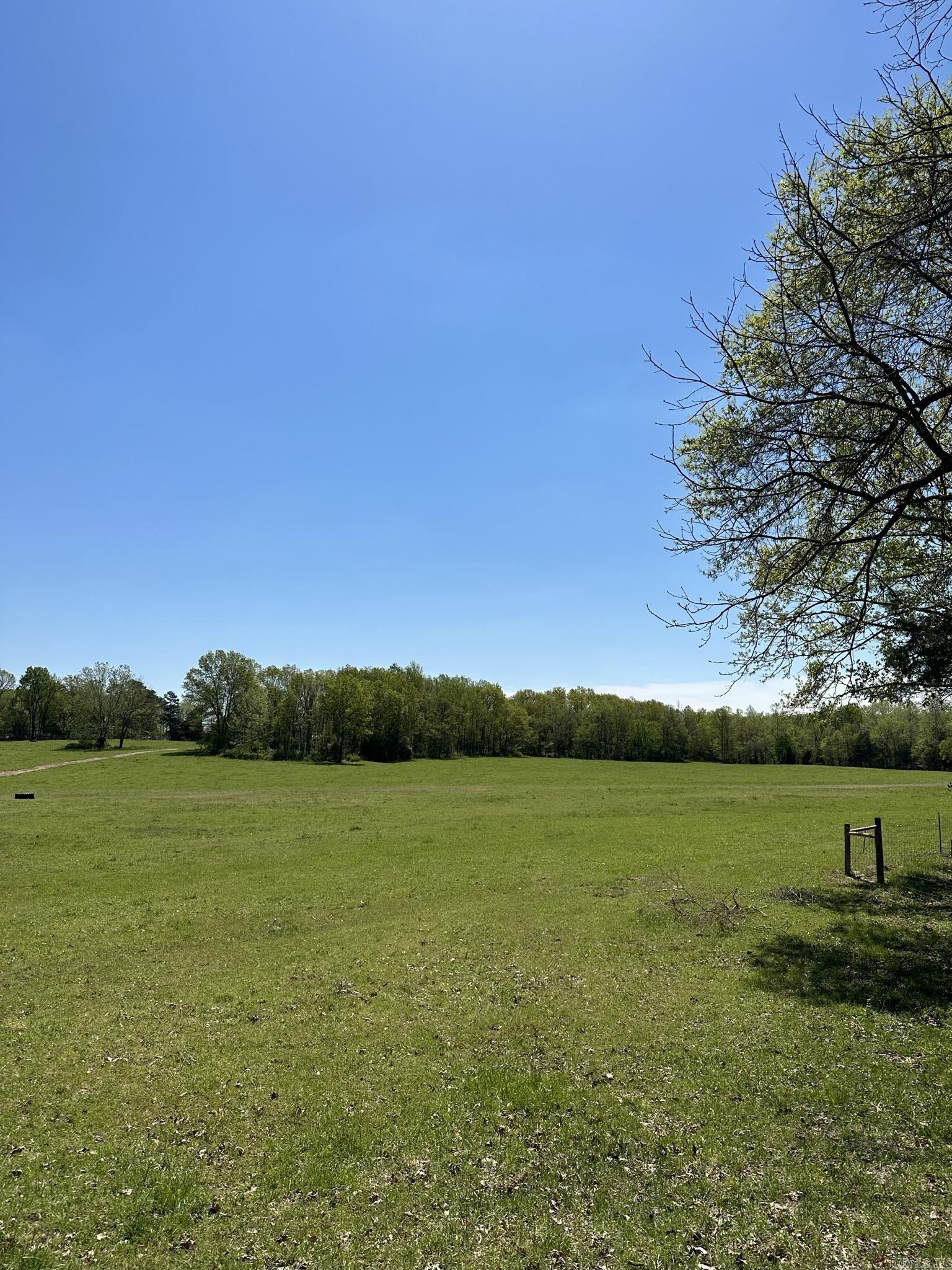 00-10-09 - River - Commercial Sale