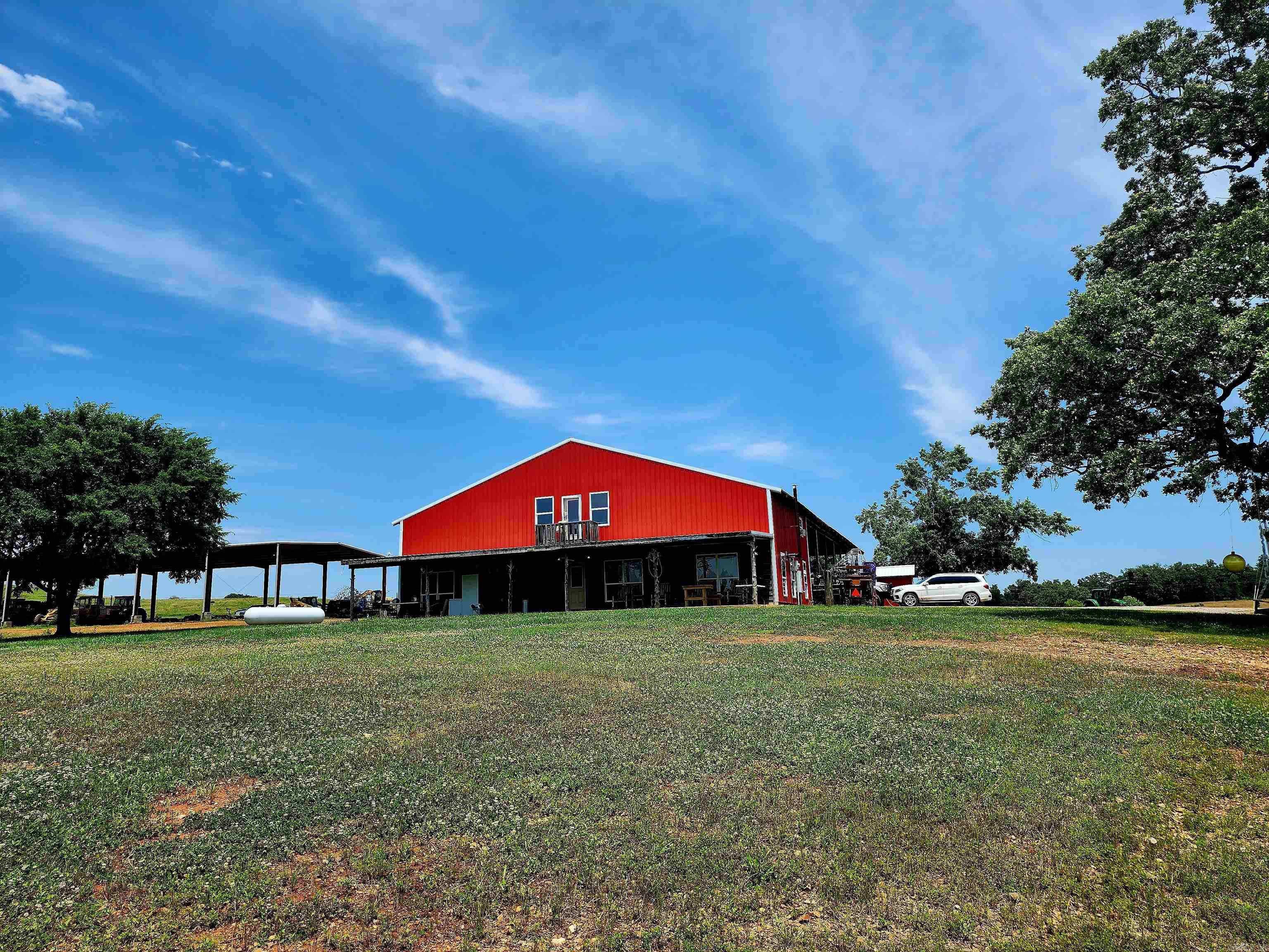 00-10-09 - River - Commercial Sale