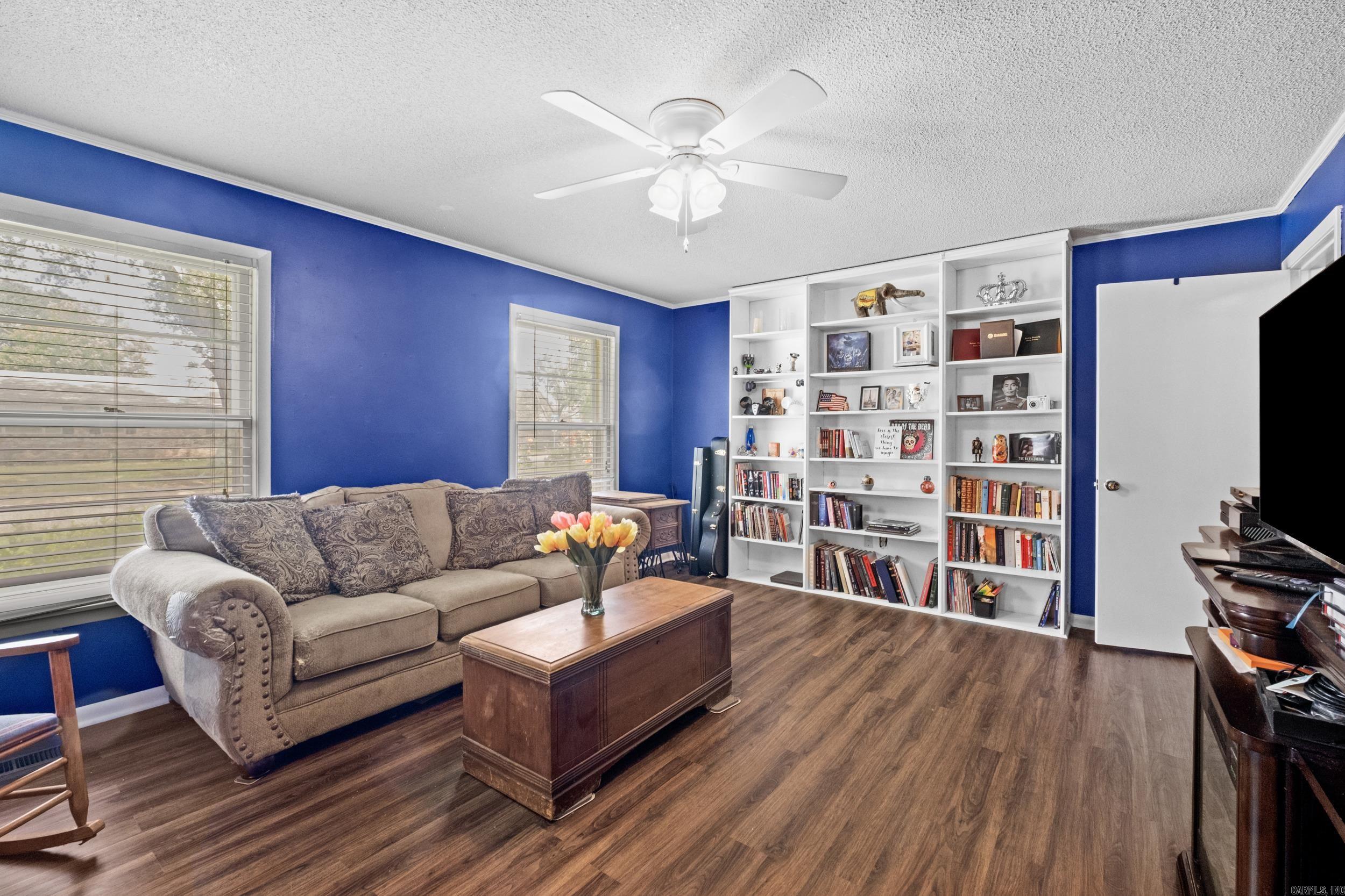 LAMBERT TERRACE - Residential