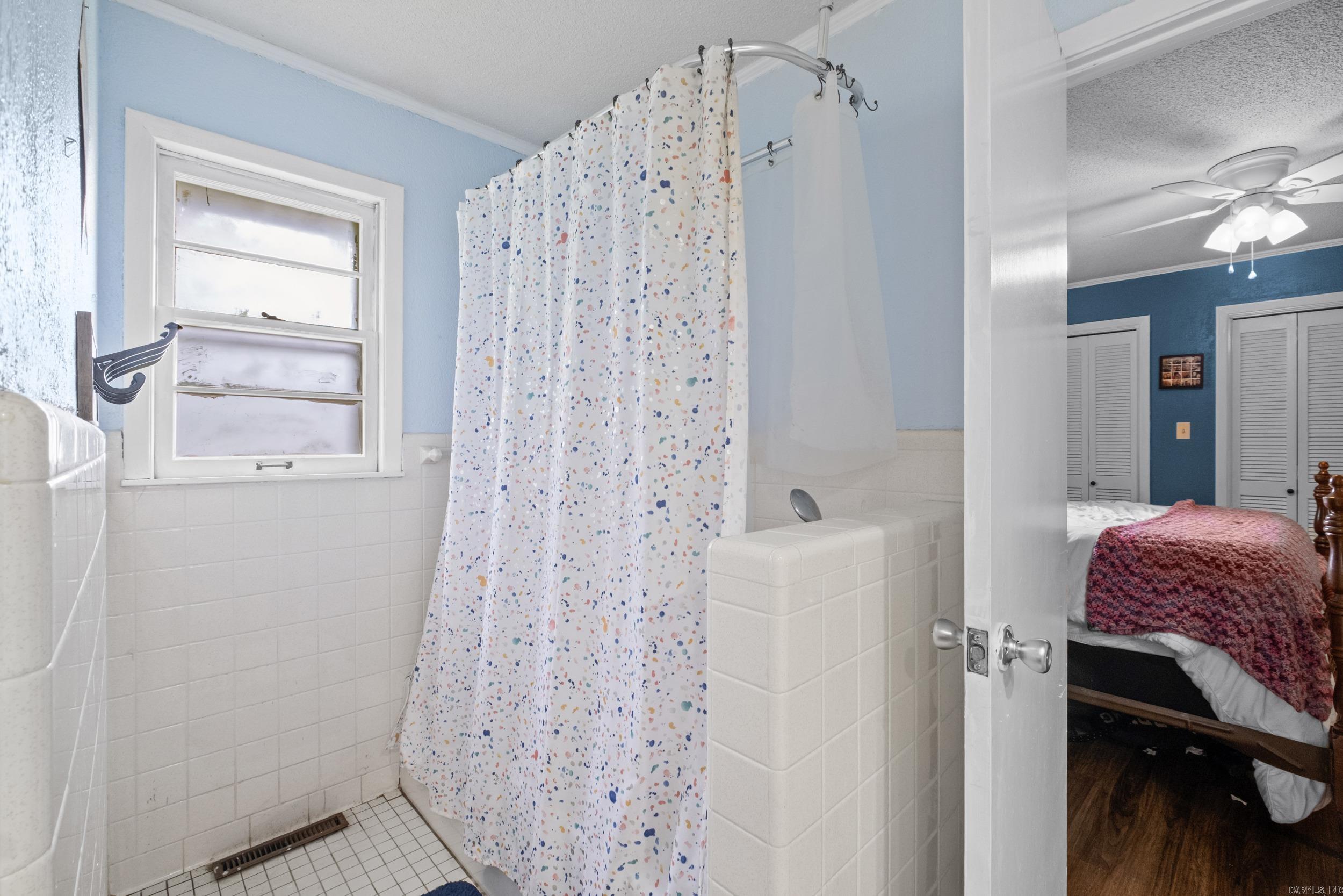 LAMBERT TERRACE - Residential