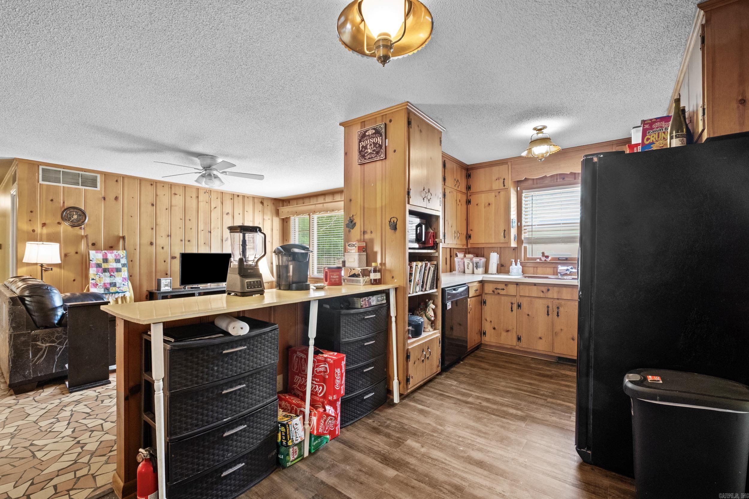 LAMBERT TERRACE - Residential