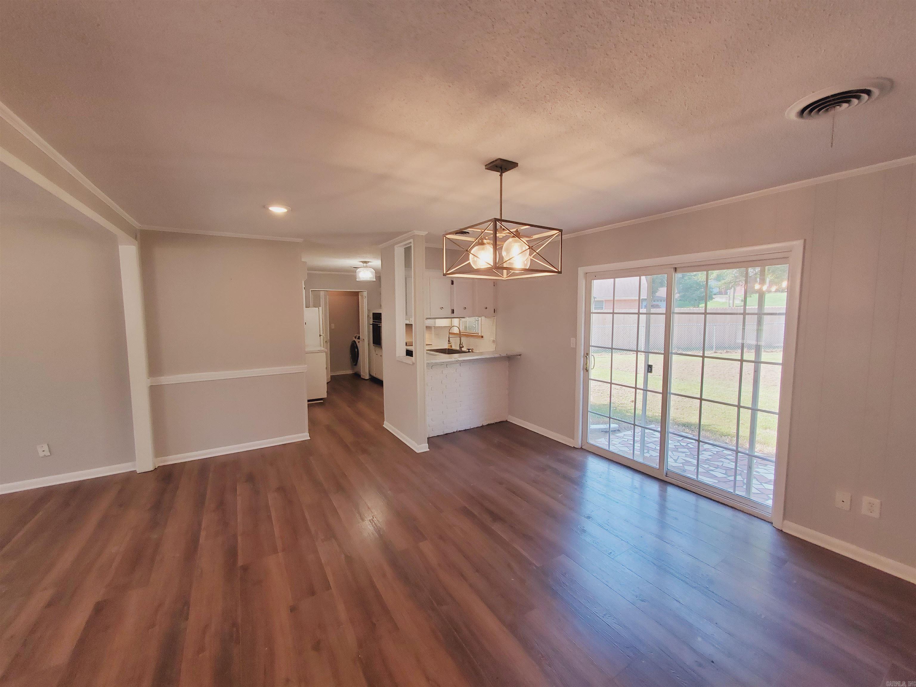 BALLARD HEIGHTS - Residential