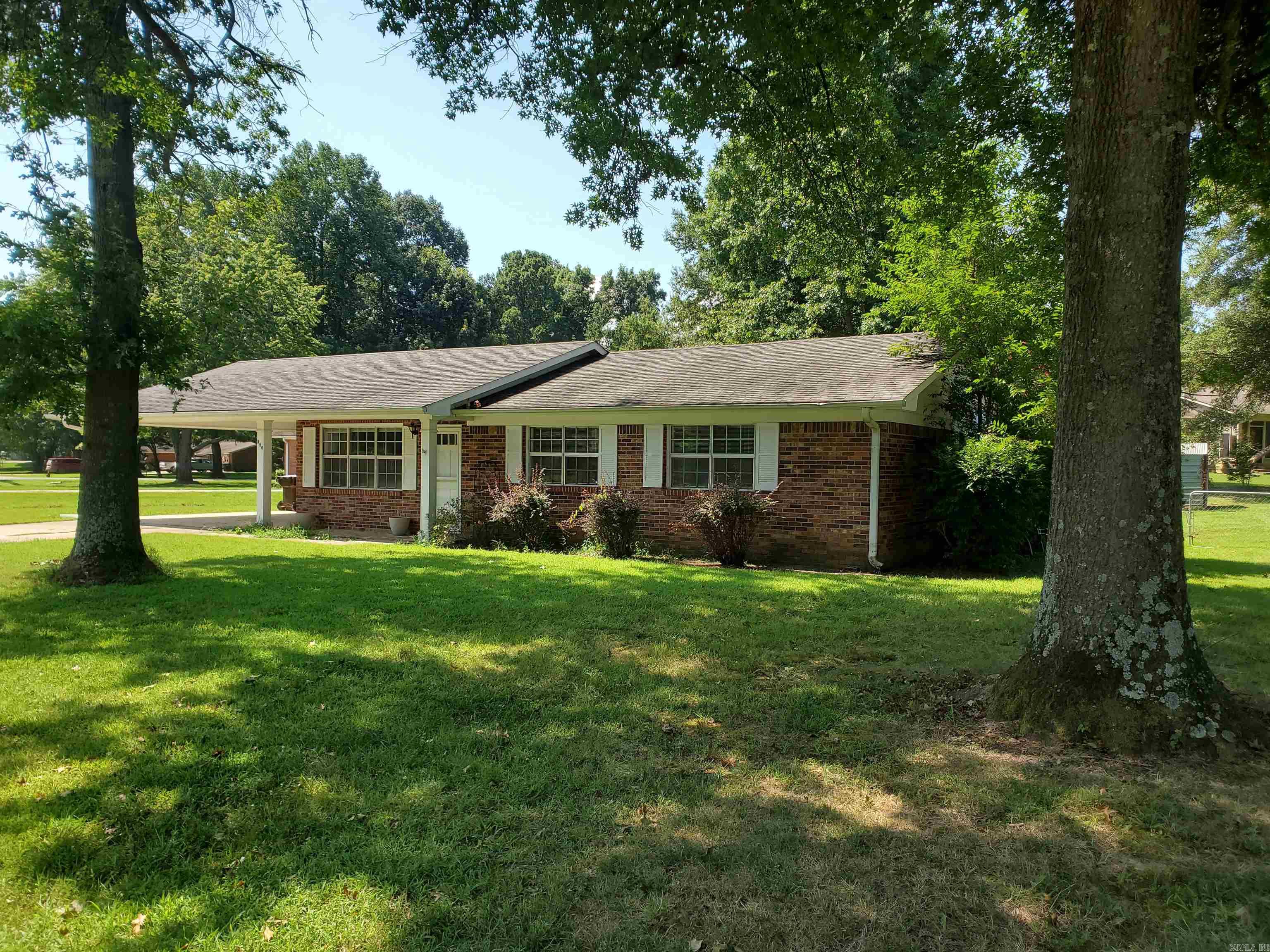 BALLARD HEIGHTS - Residential