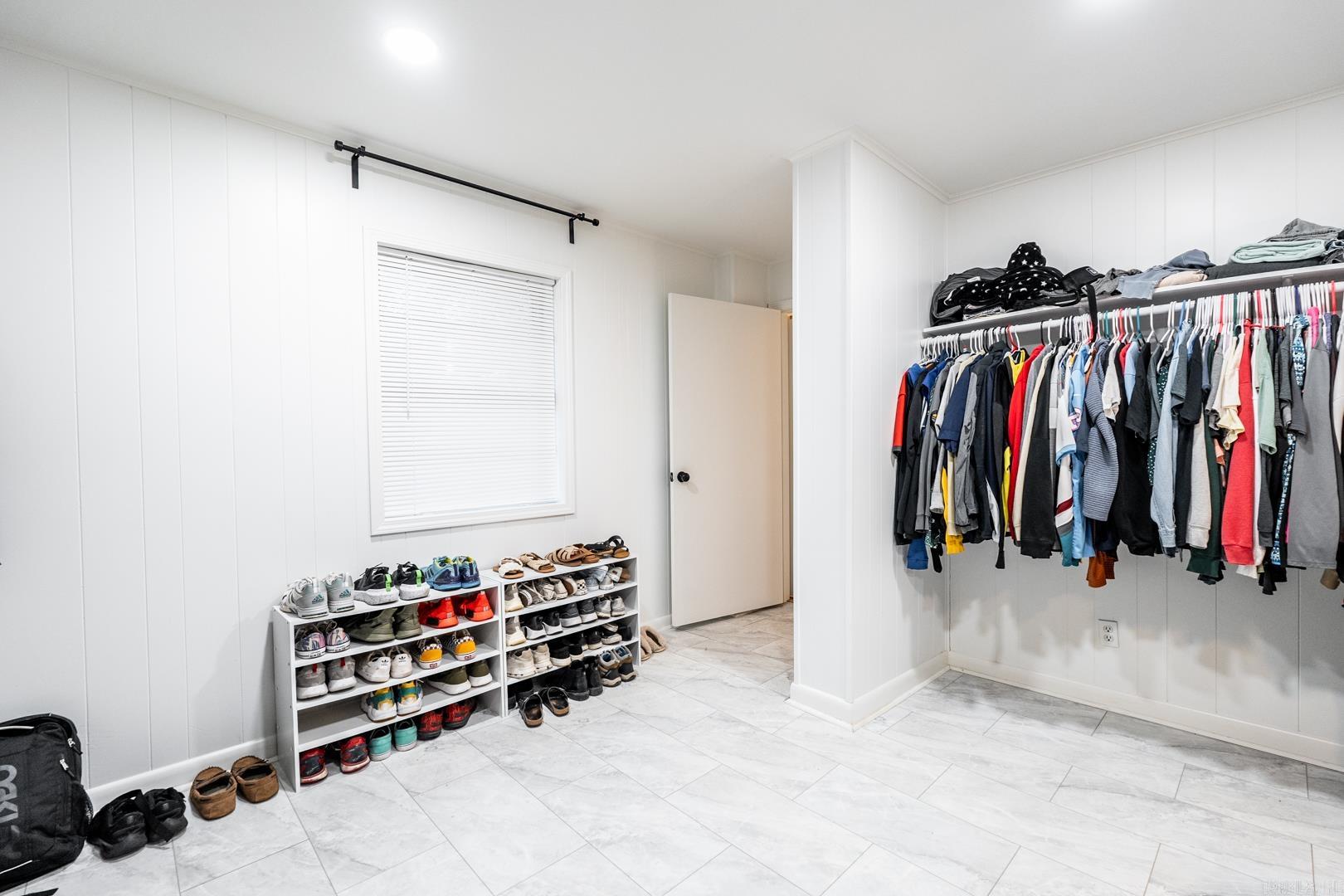 POINT O`WOODS ADDN - Residential