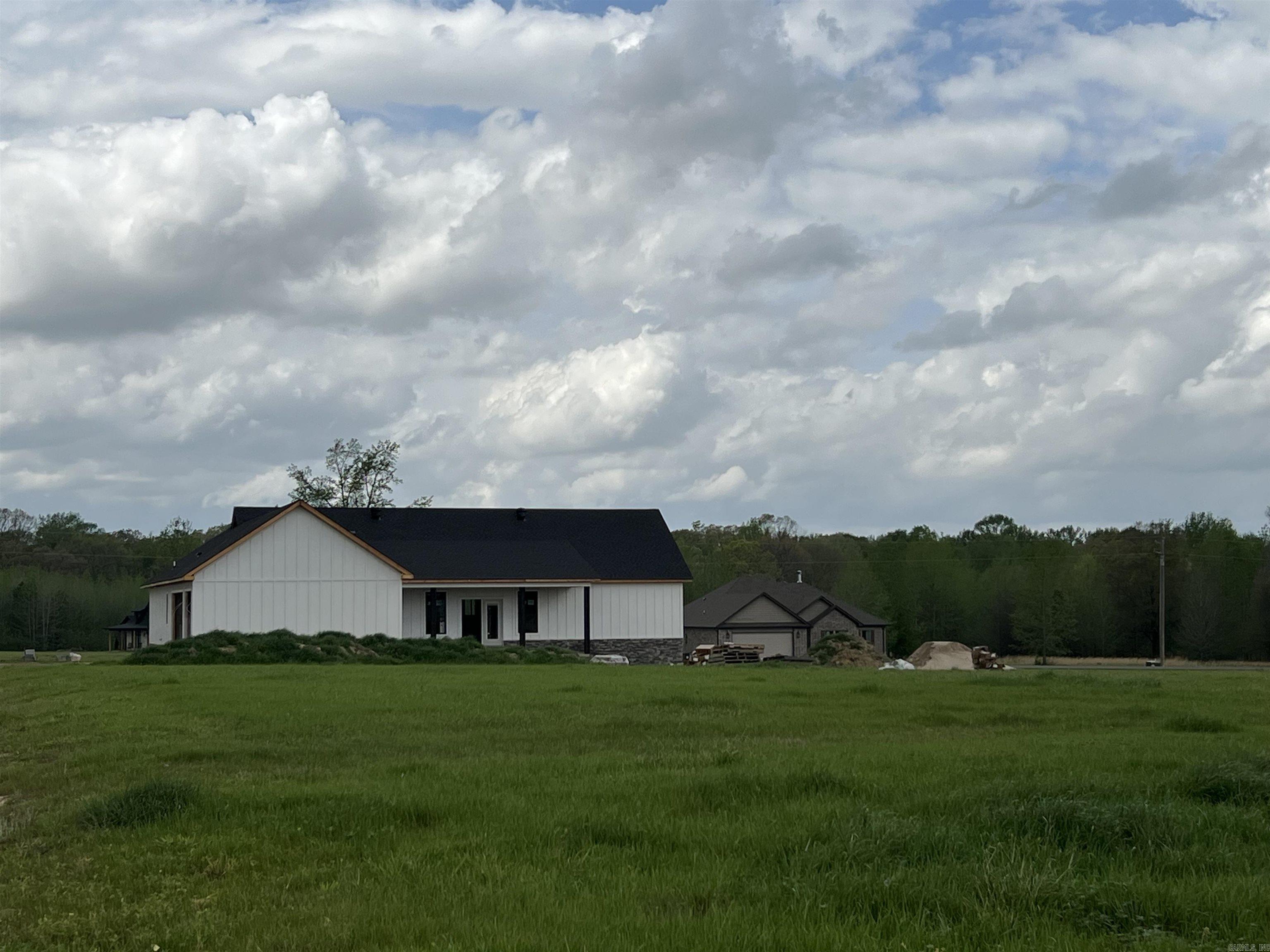 JACKSON ACRES - Residential