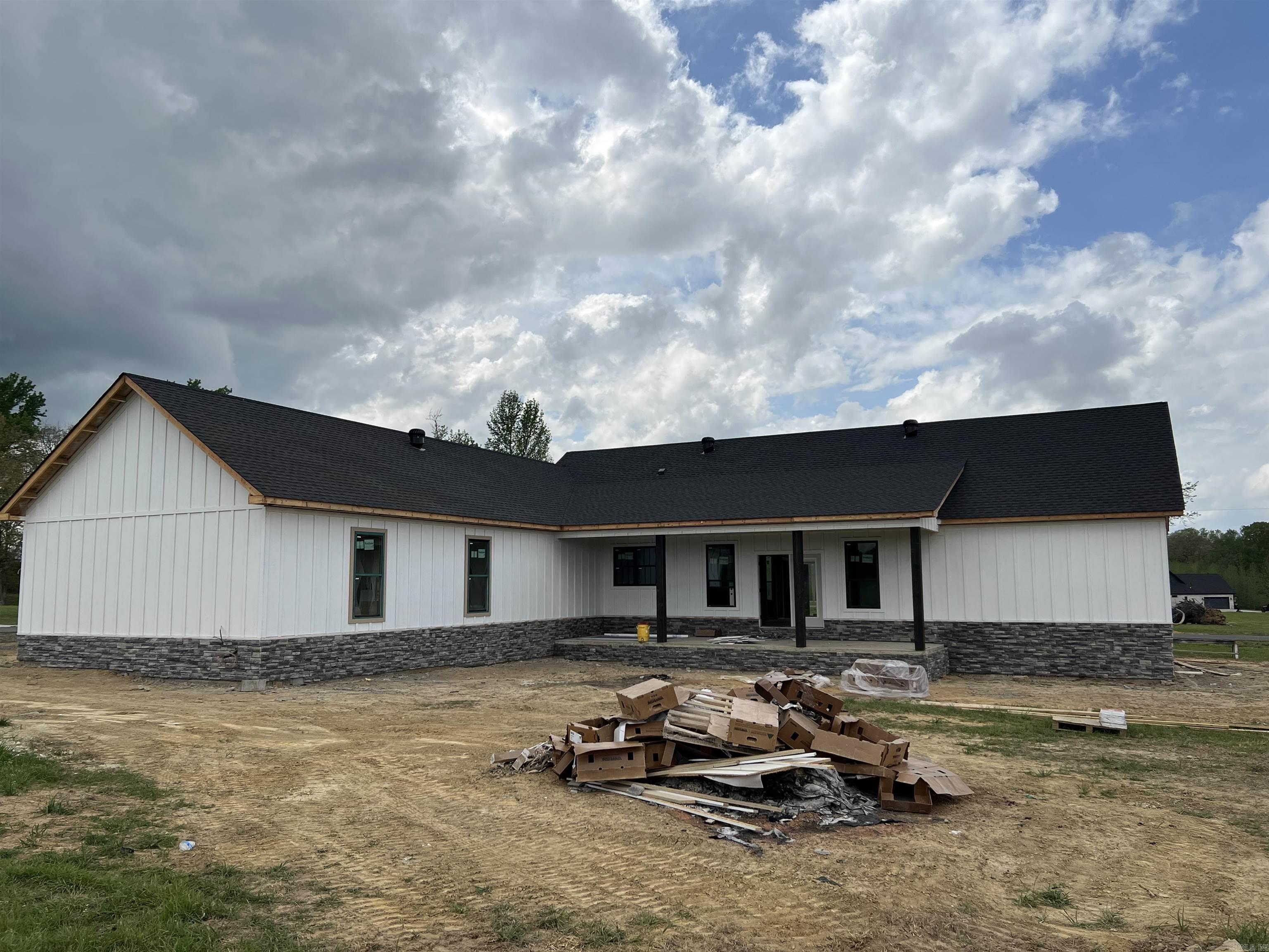 JACKSON ACRES - Residential