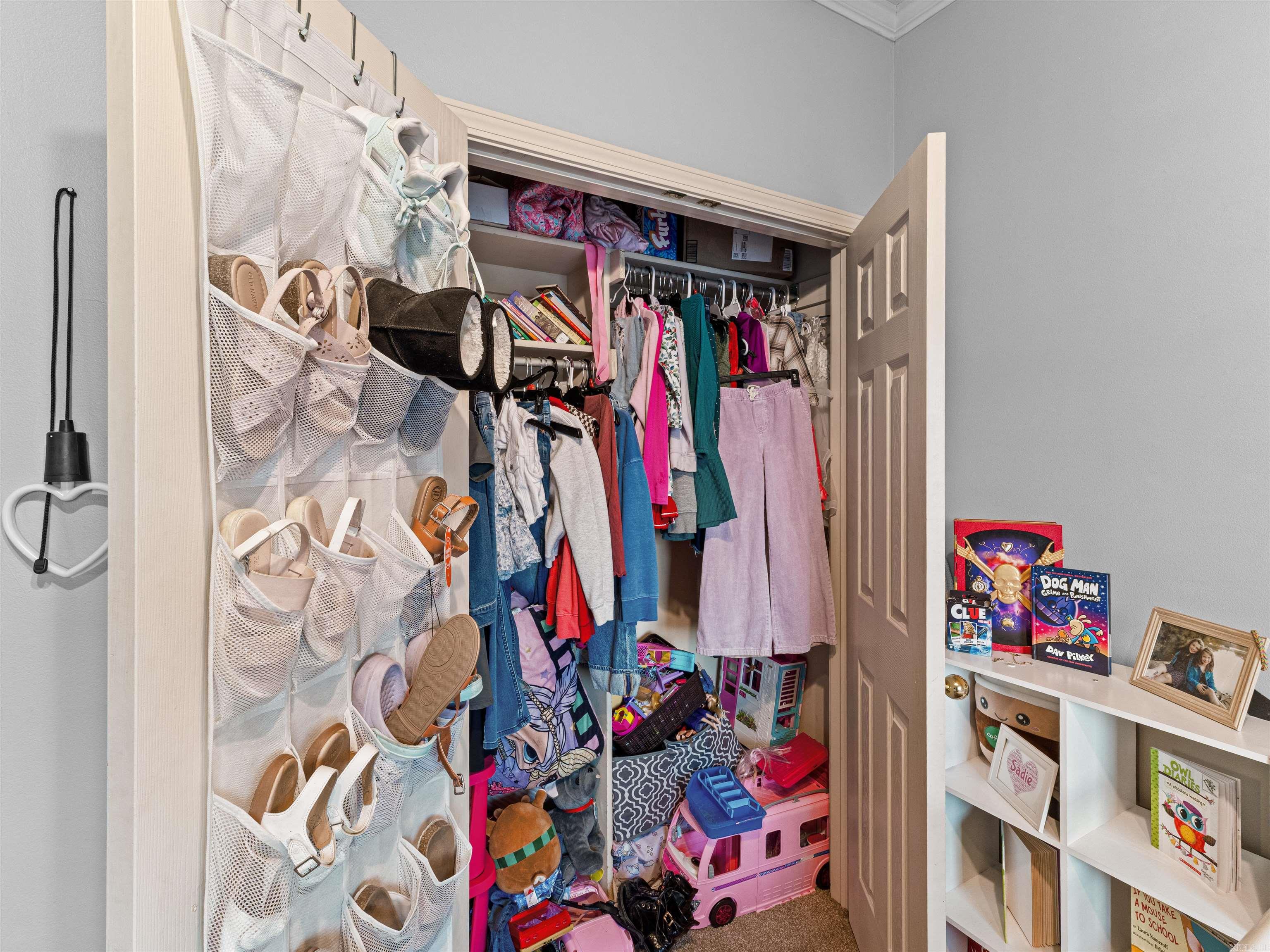 BLOOMING RIDGE COML - Residential