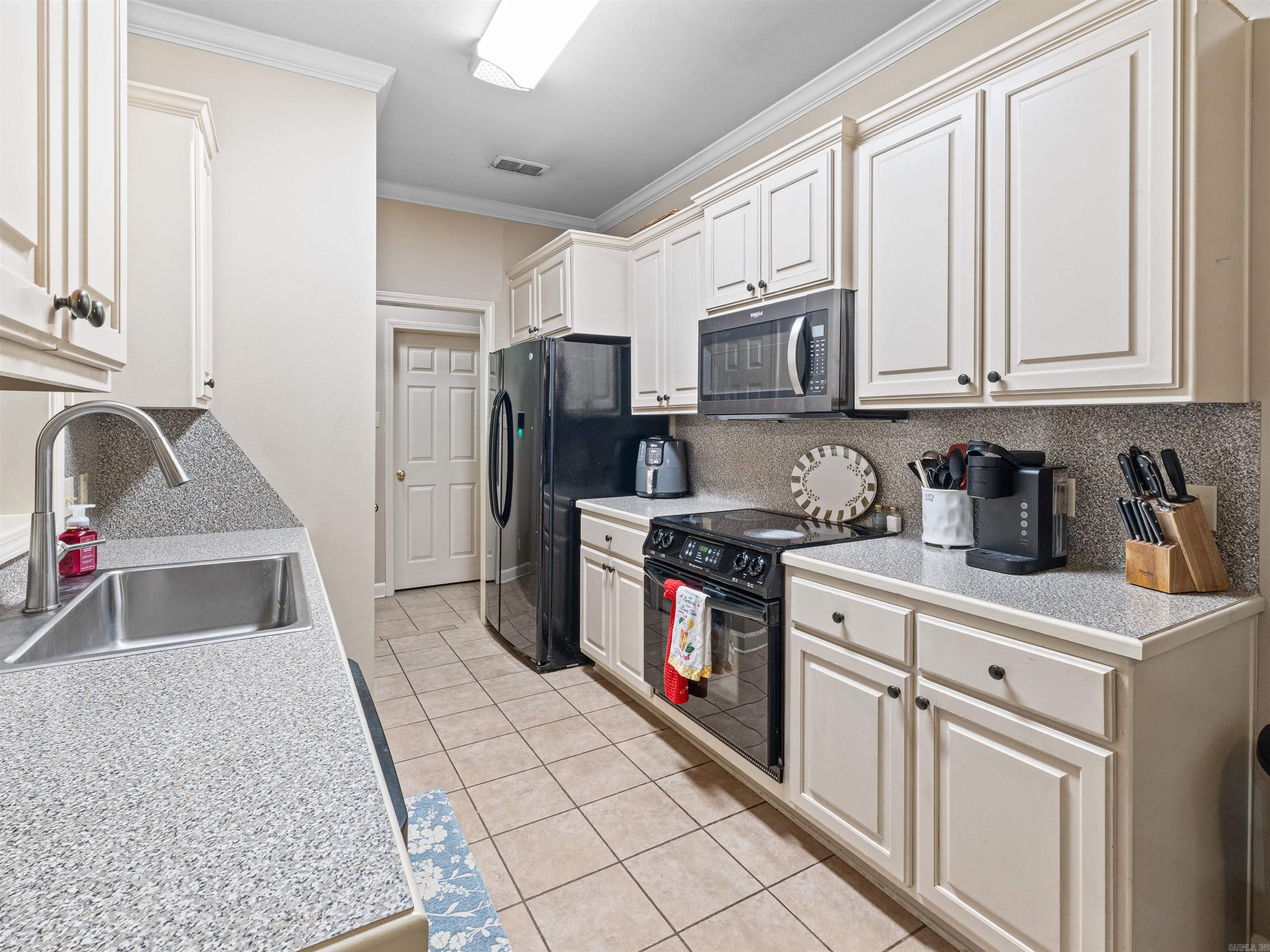 BLOOMING RIDGE COML - Residential