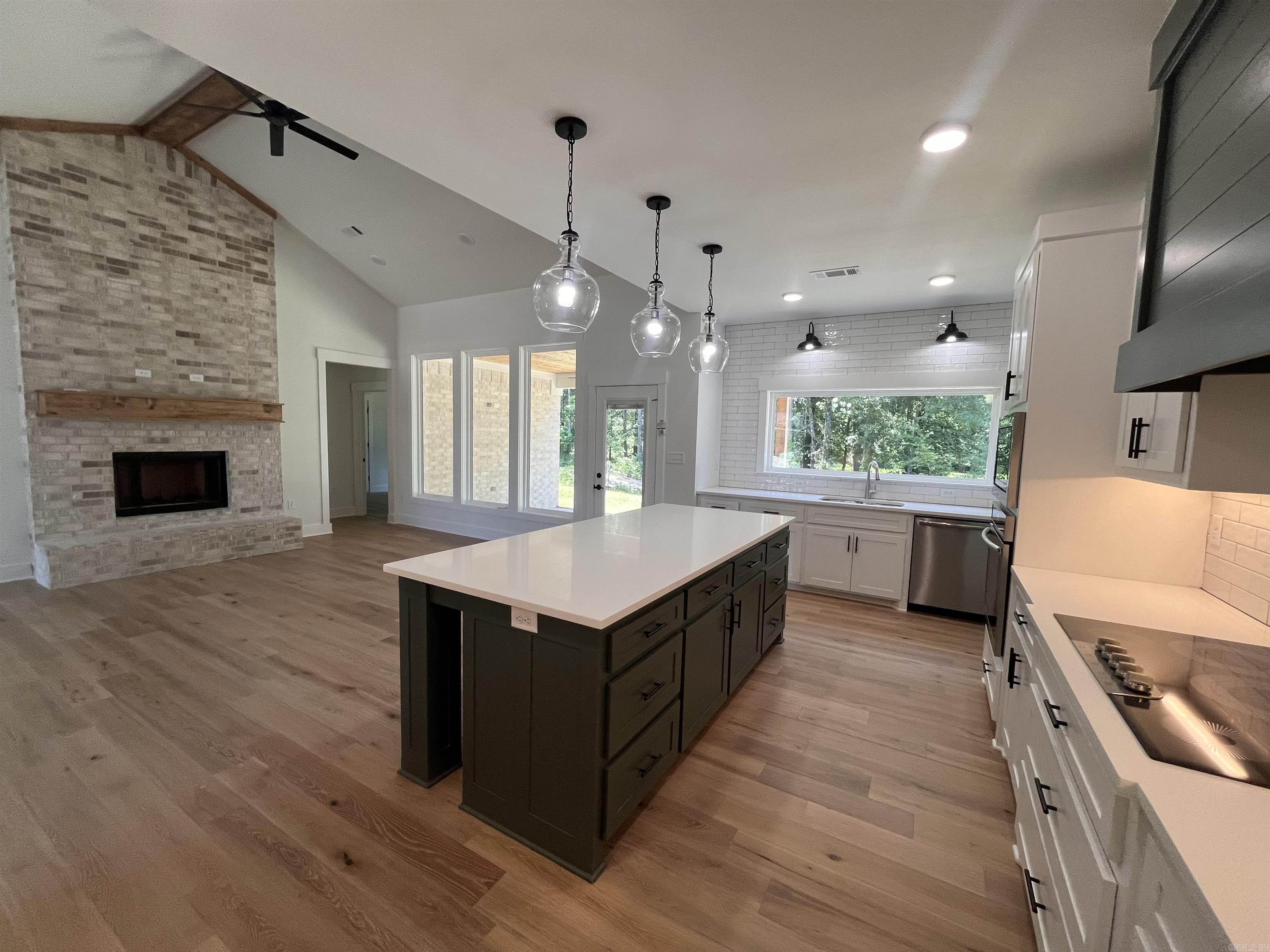 CORAL RIDGE - Residential