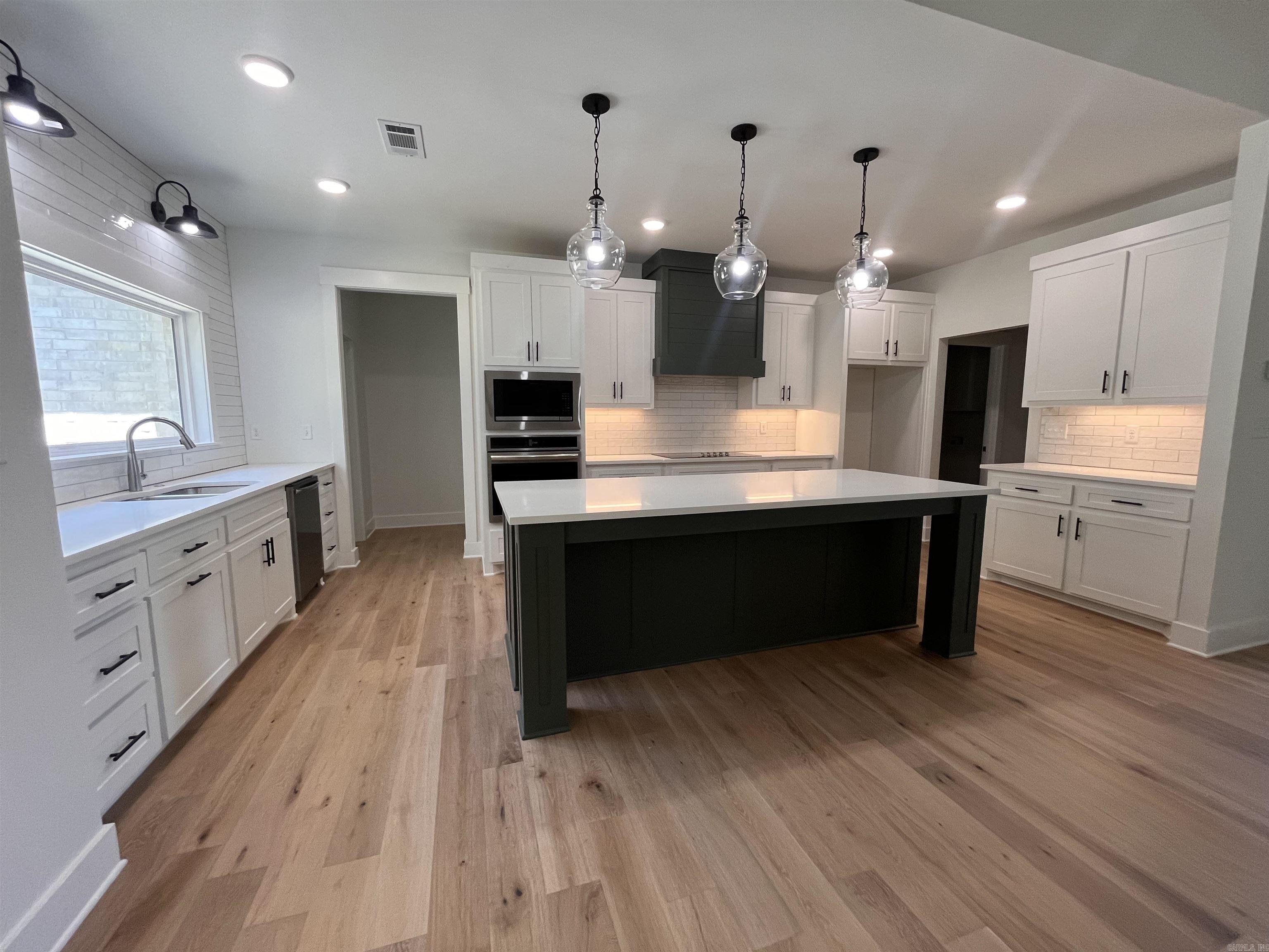 CORAL RIDGE - Residential