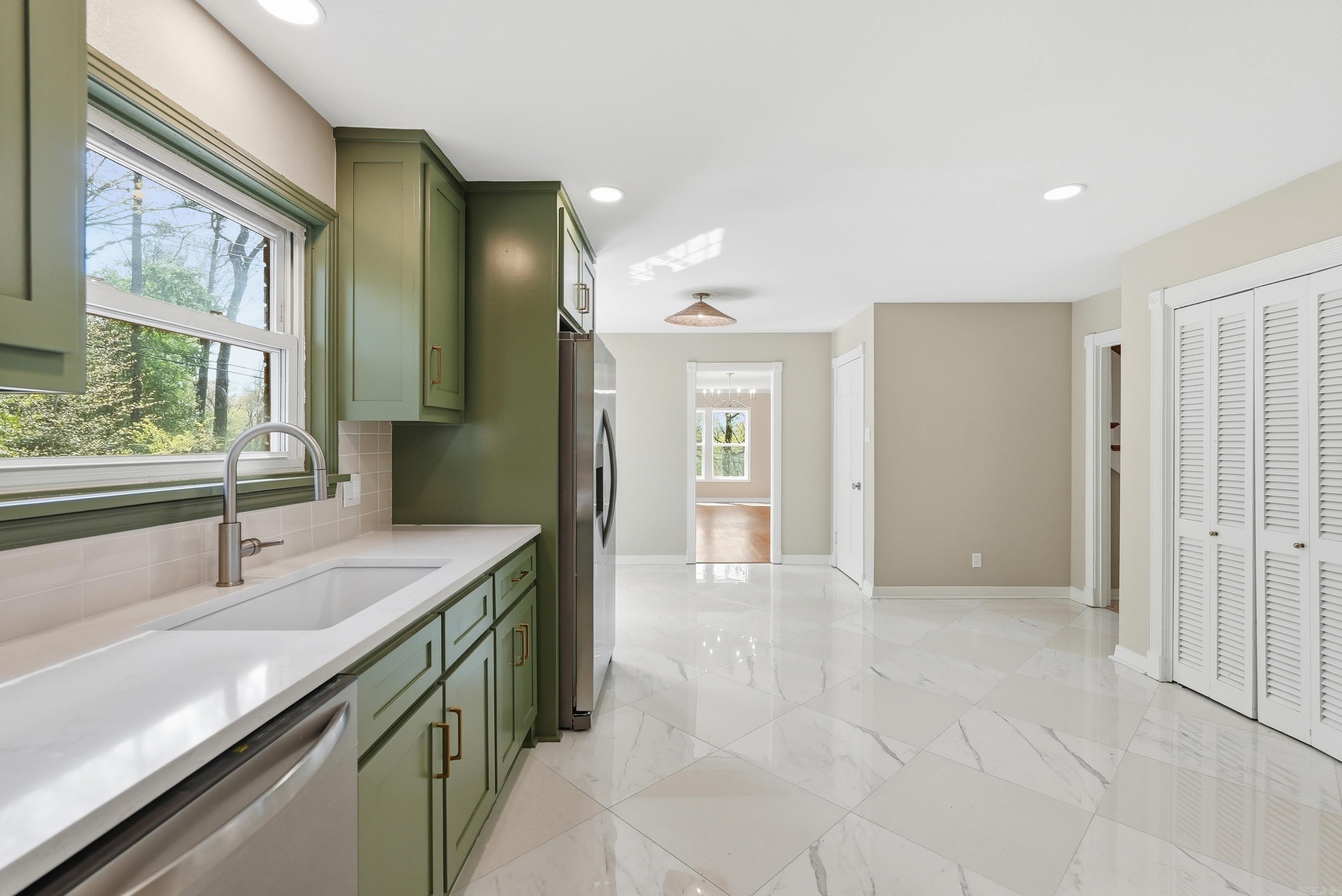 NOB HILL - Residential