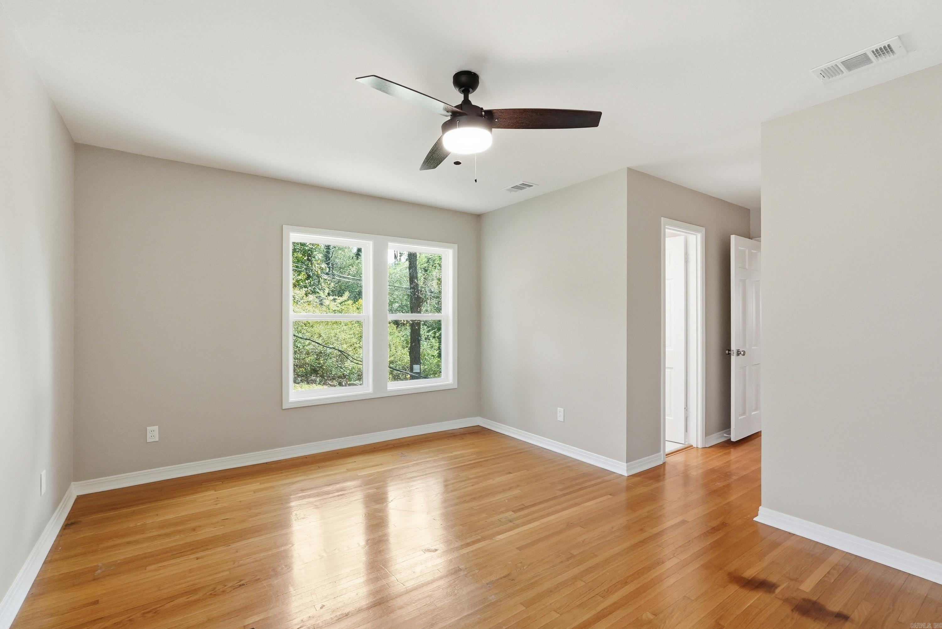 NOB HILL - Residential