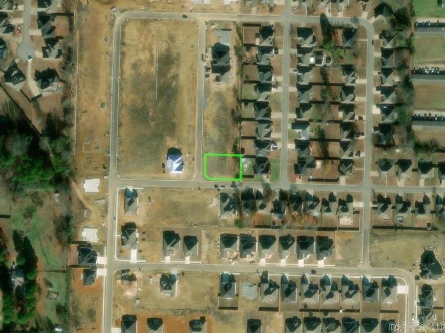 One of the last undeveloped lots in Ivy Place Subdivision.