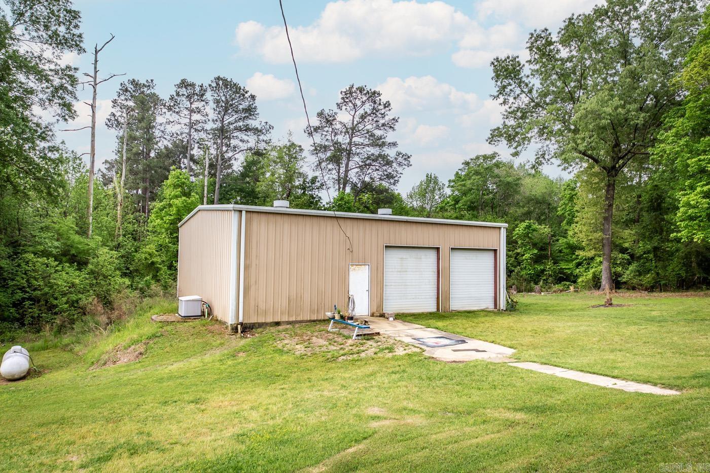 Metes & Bounds - Residential