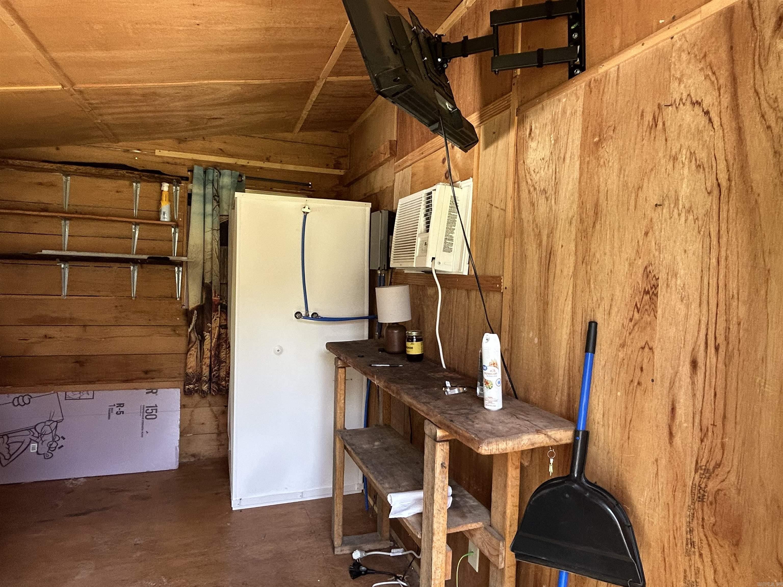 OZARK REGULAR BAPTIST CAMP - Residential