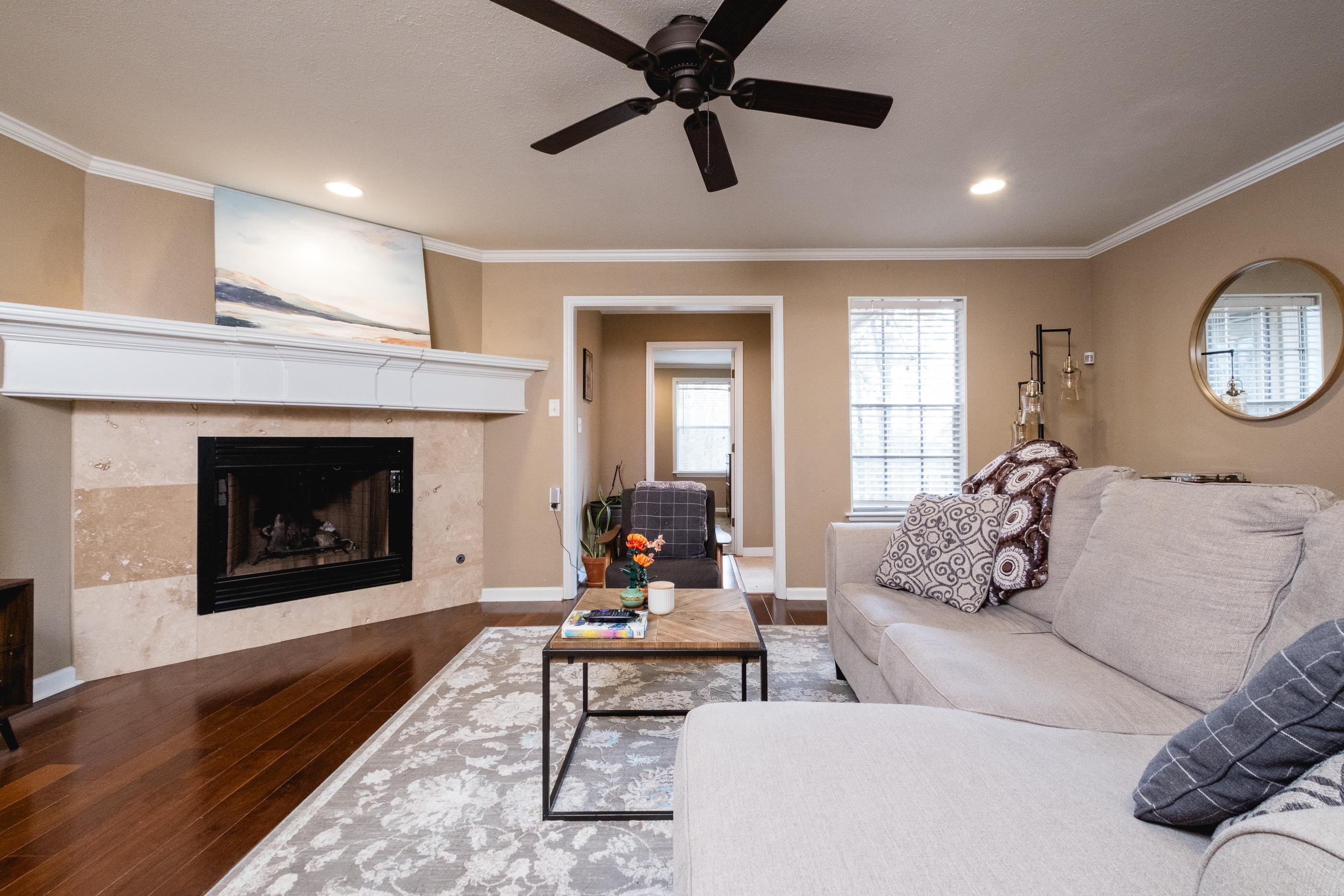 PLEASANT VIEW - Residential