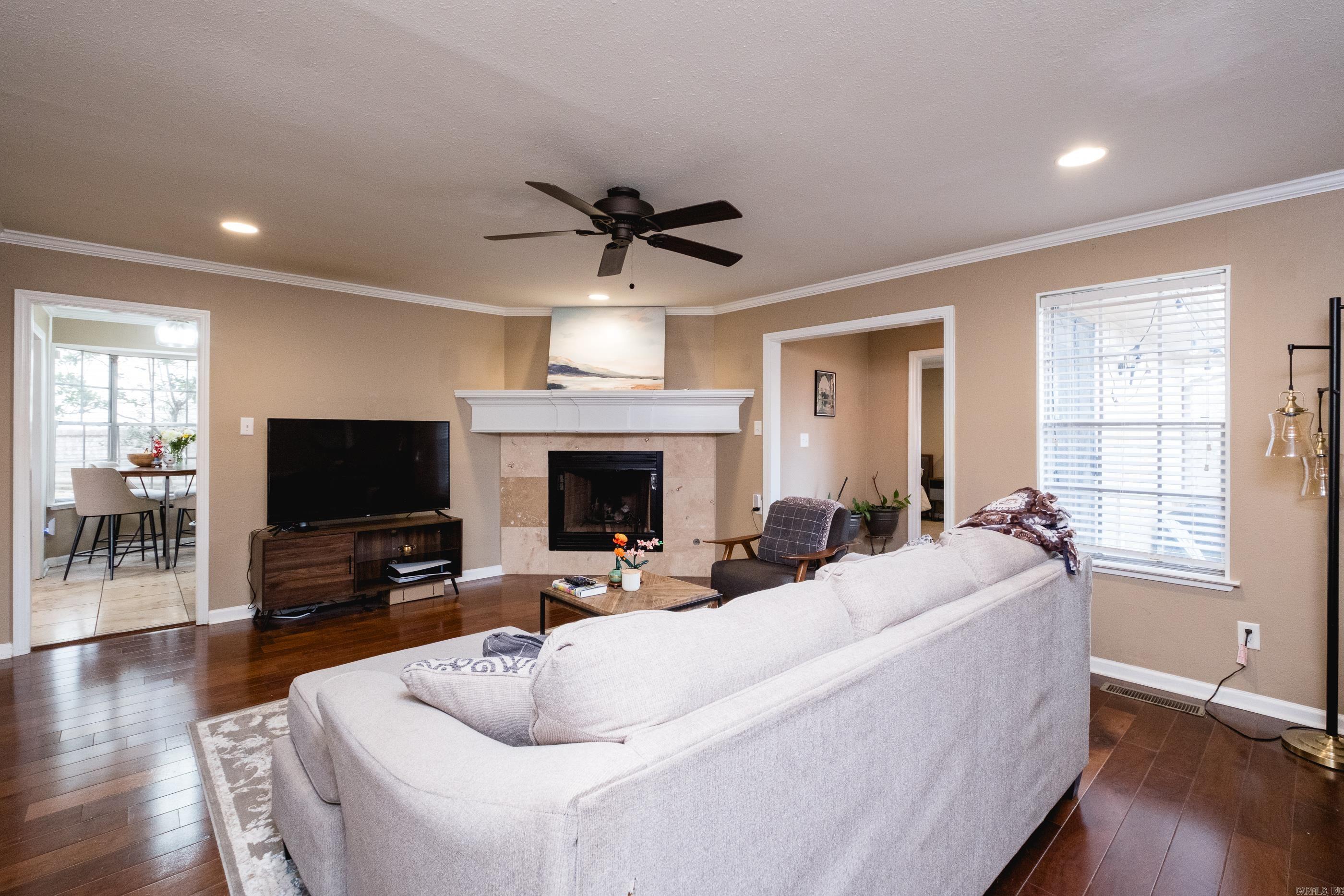 PLEASANT VIEW - Residential