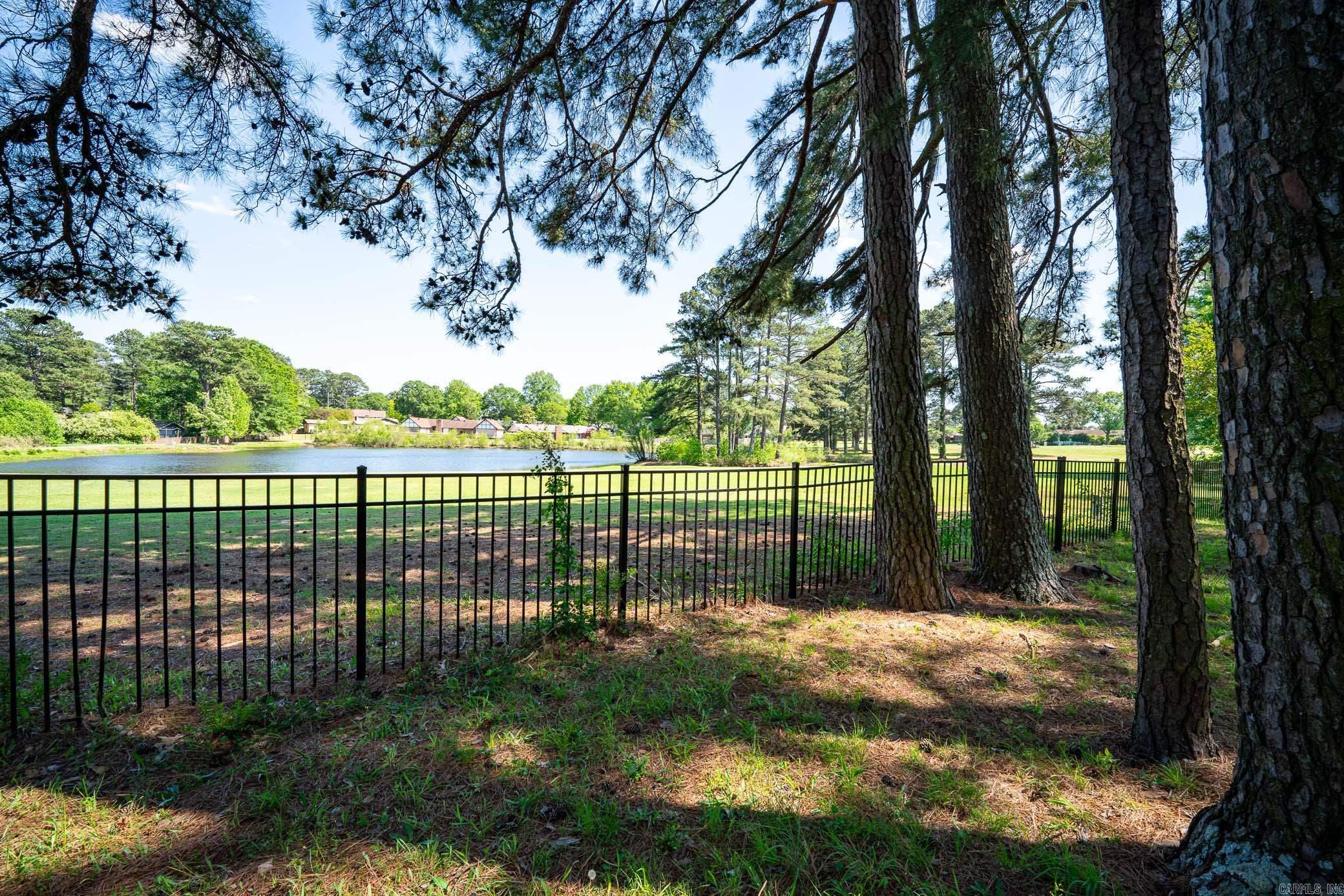 FOXWOOD J - Residential