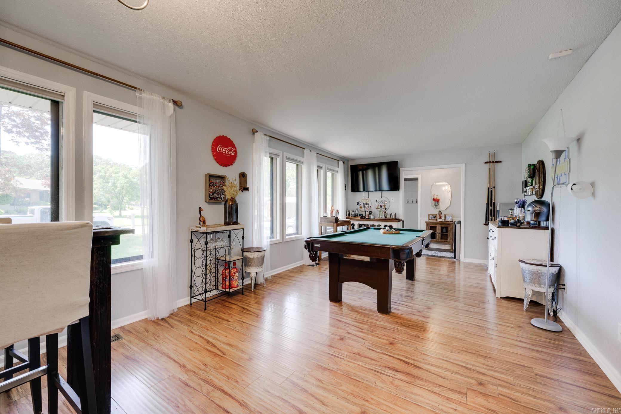 FOXWOOD J - Residential