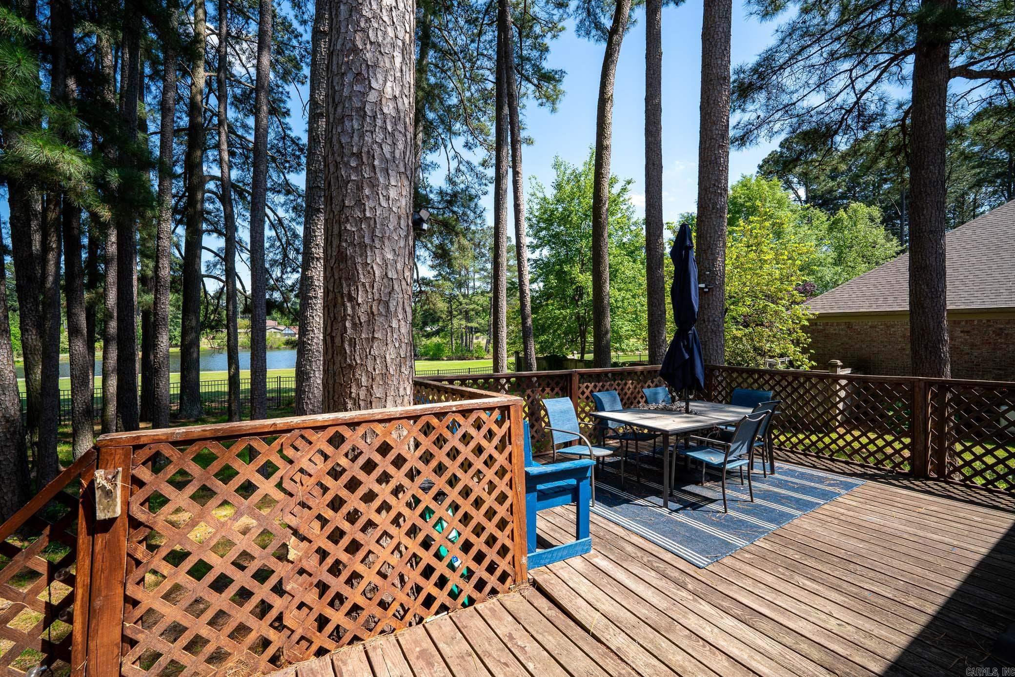 FOXWOOD J - Residential