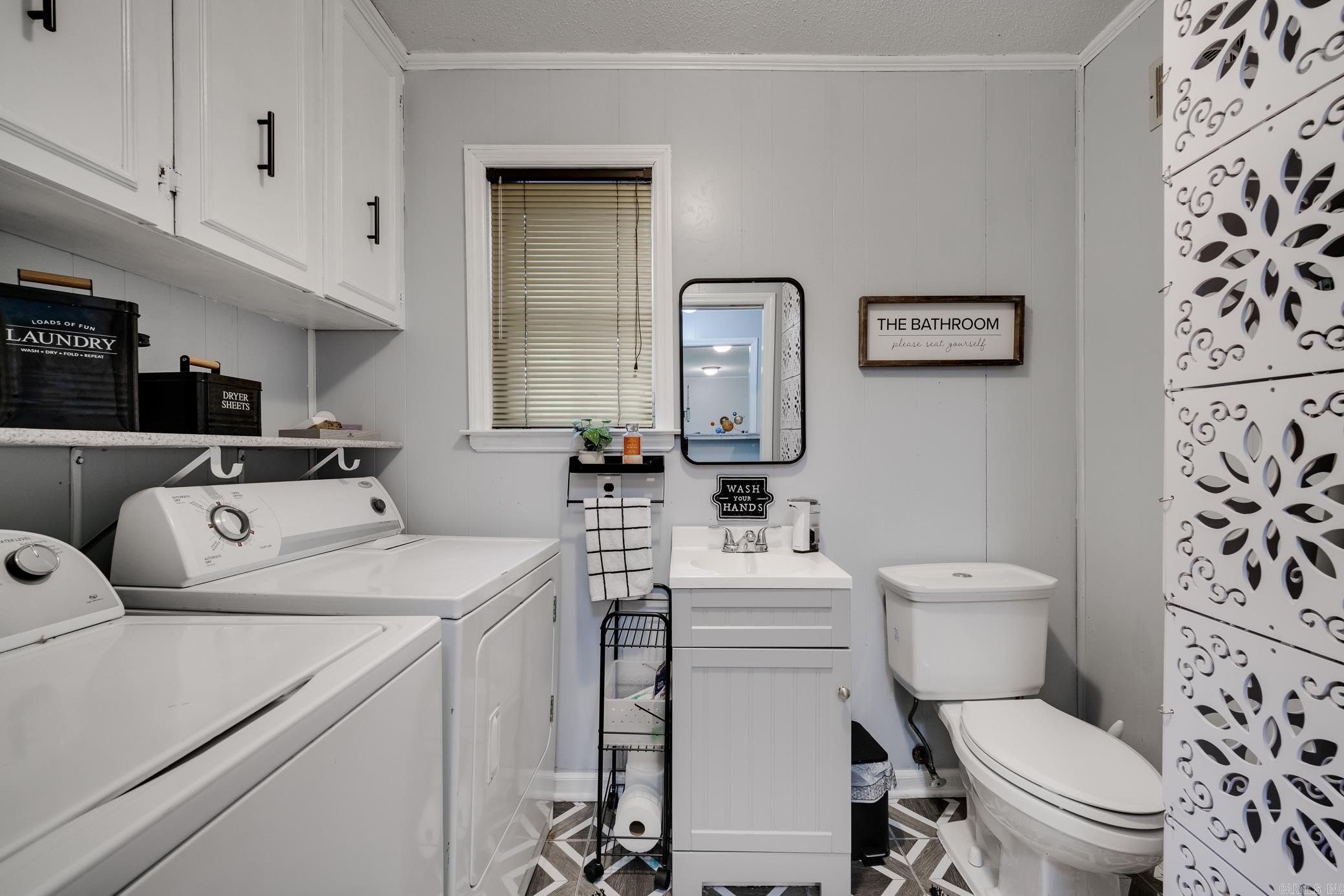 FOXWOOD J - Residential