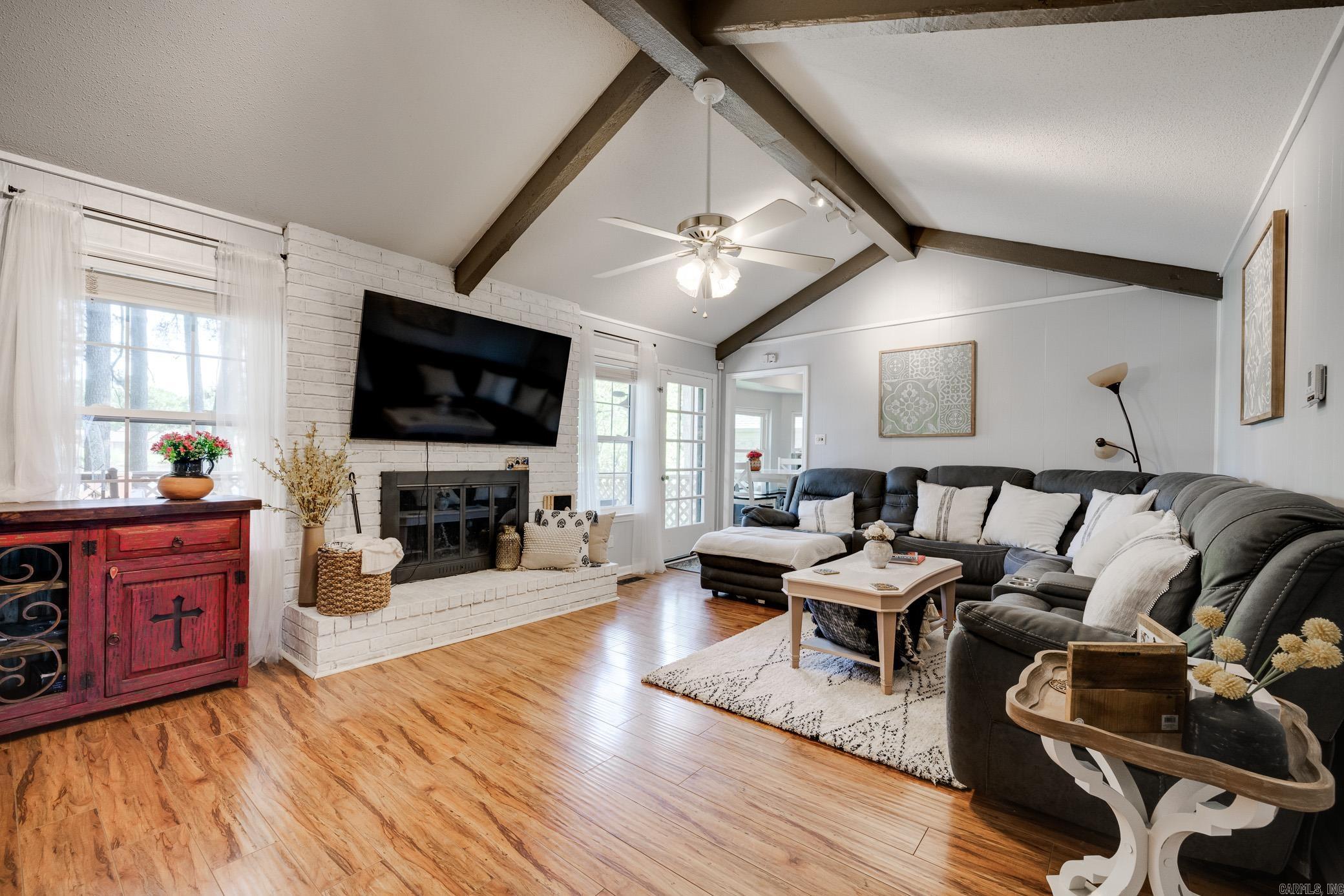 FOXWOOD J - Residential