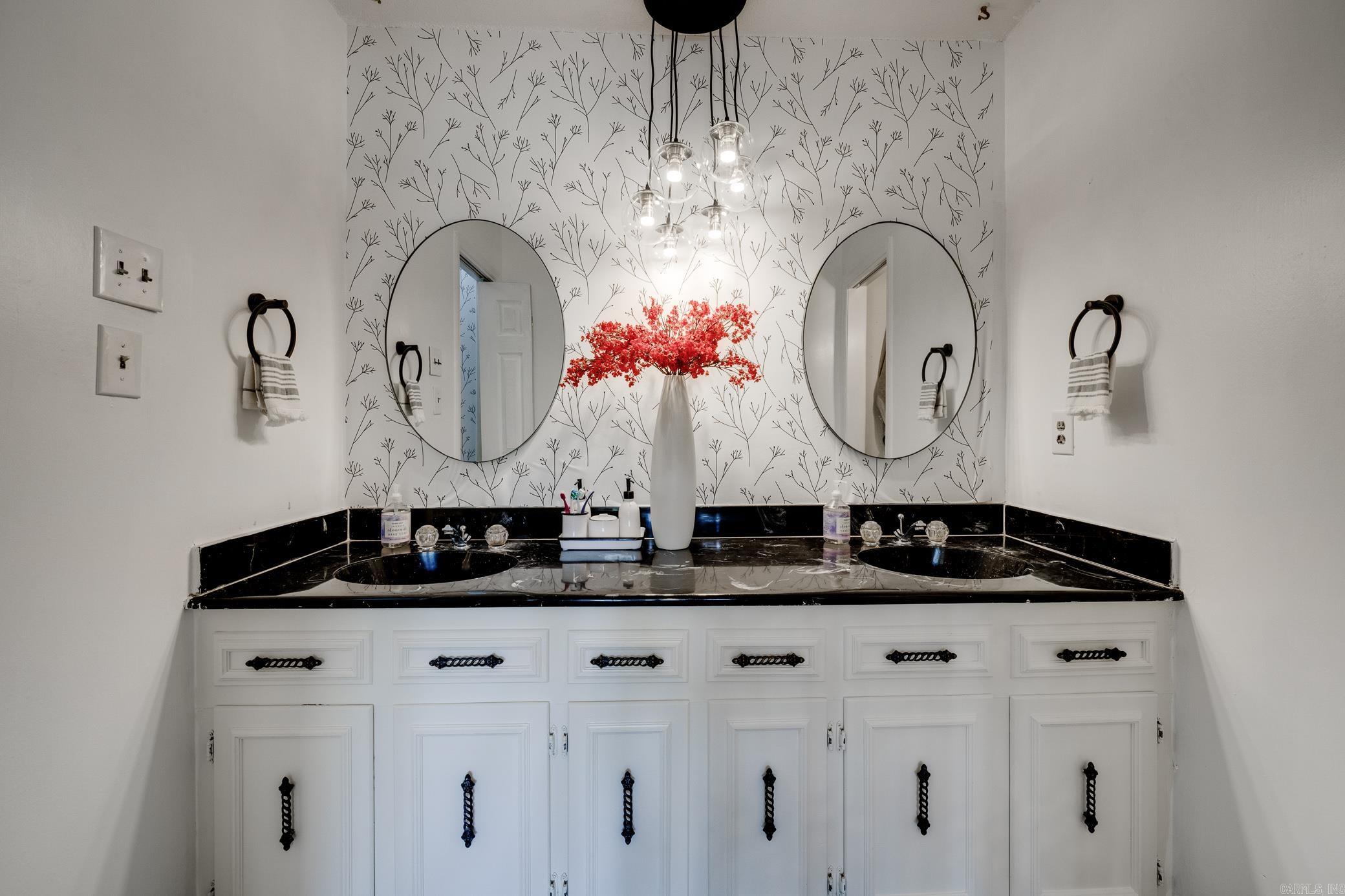 FOXWOOD J - Residential