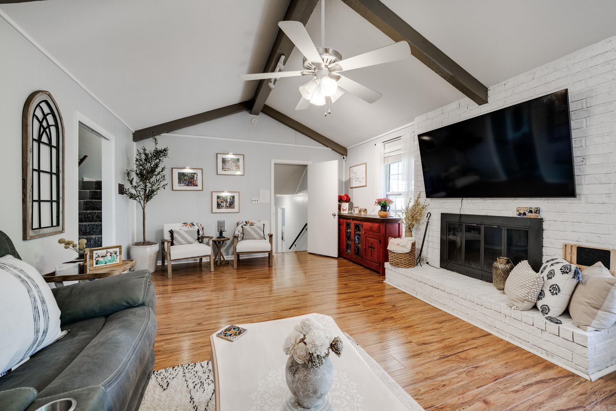 FOXWOOD J - Residential