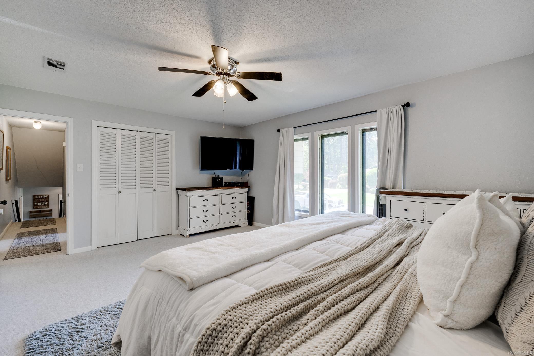 FOXWOOD J - Residential