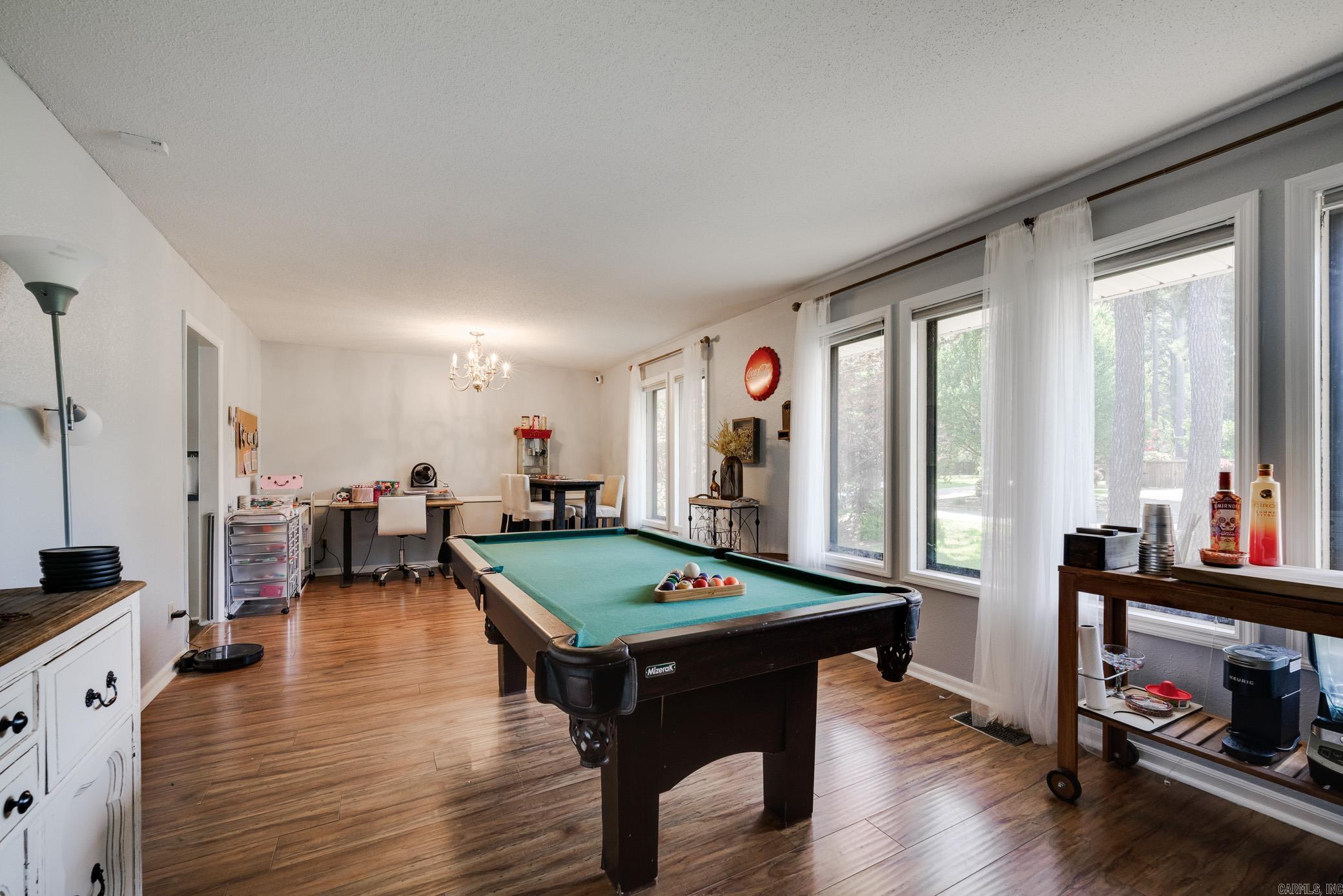 FOXWOOD J - Residential