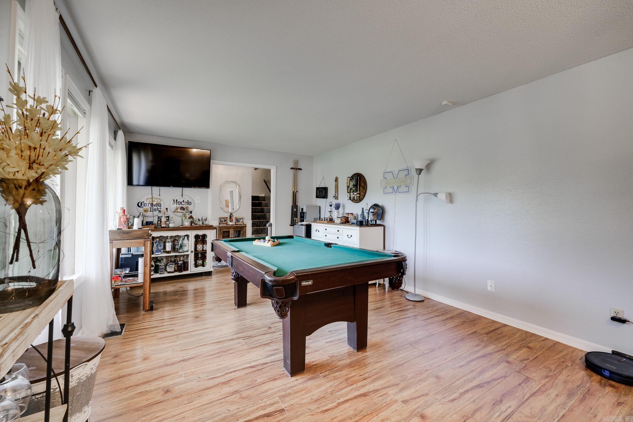 FOXWOOD J - Residential