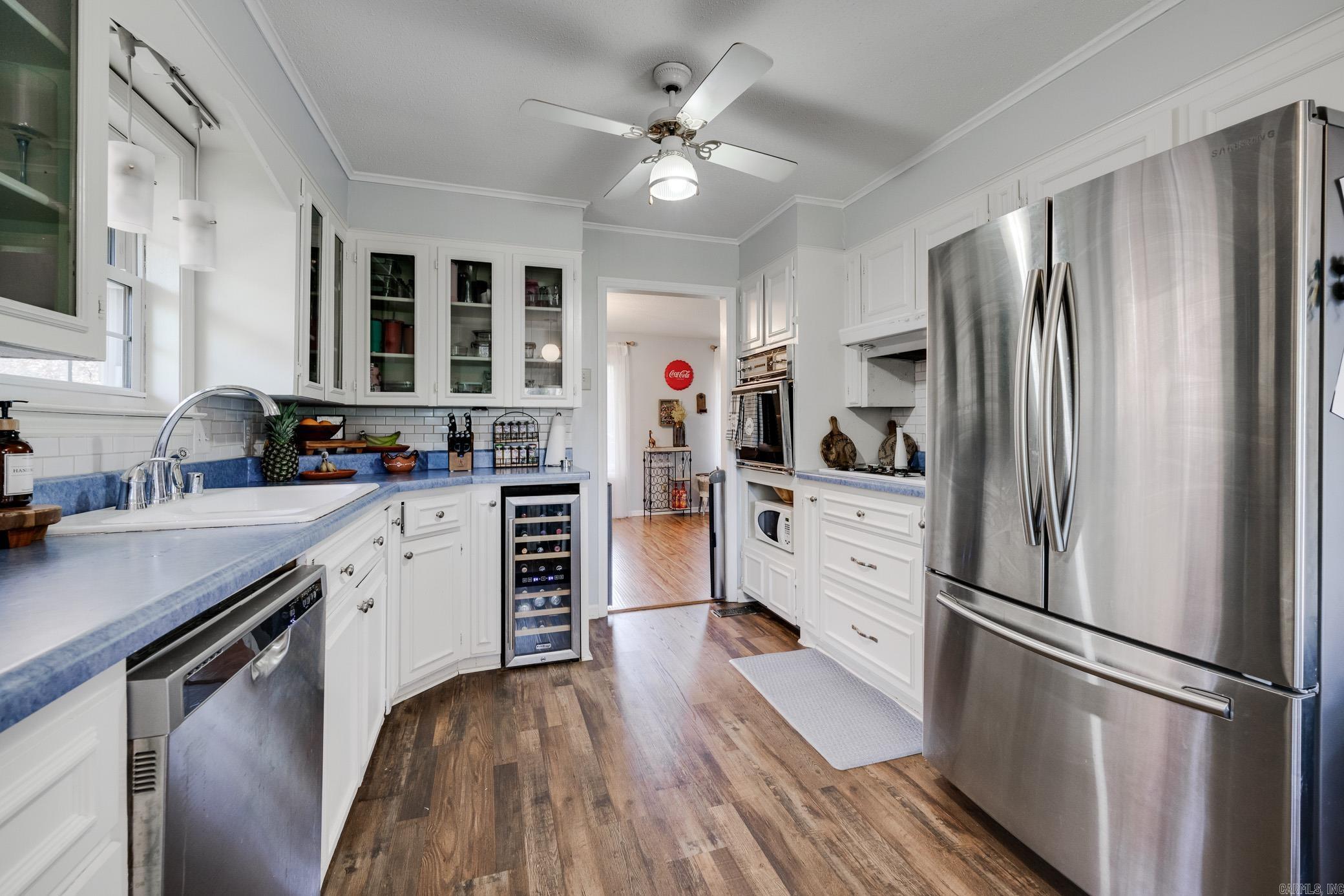 FOXWOOD J - Residential