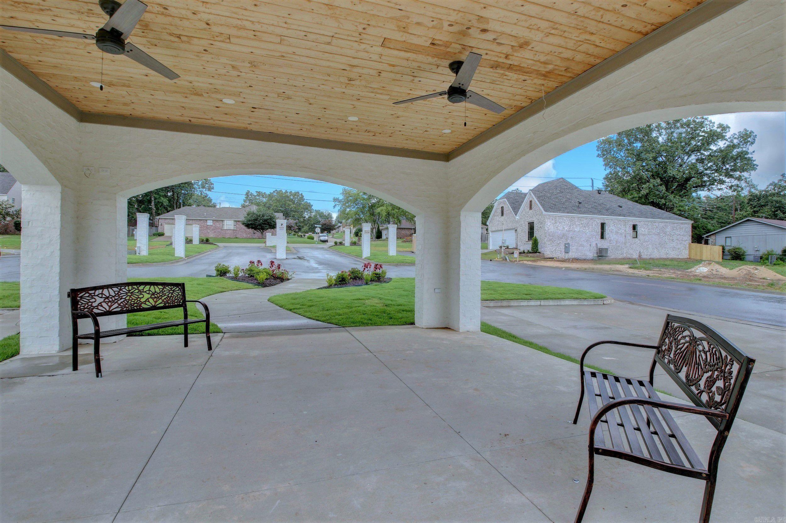 MERGERON COURT - Land