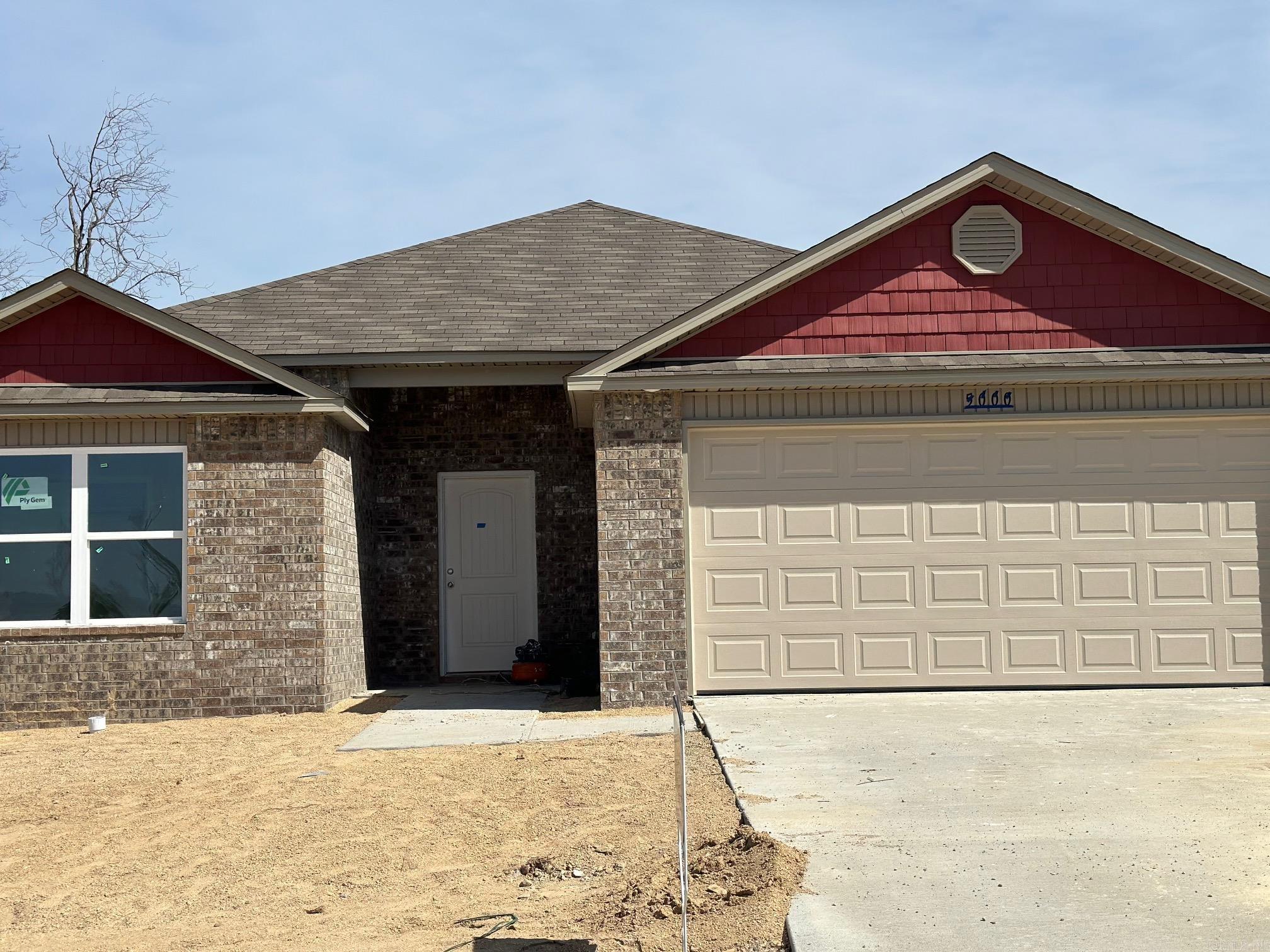 HILLDALE CROSSING - Residential