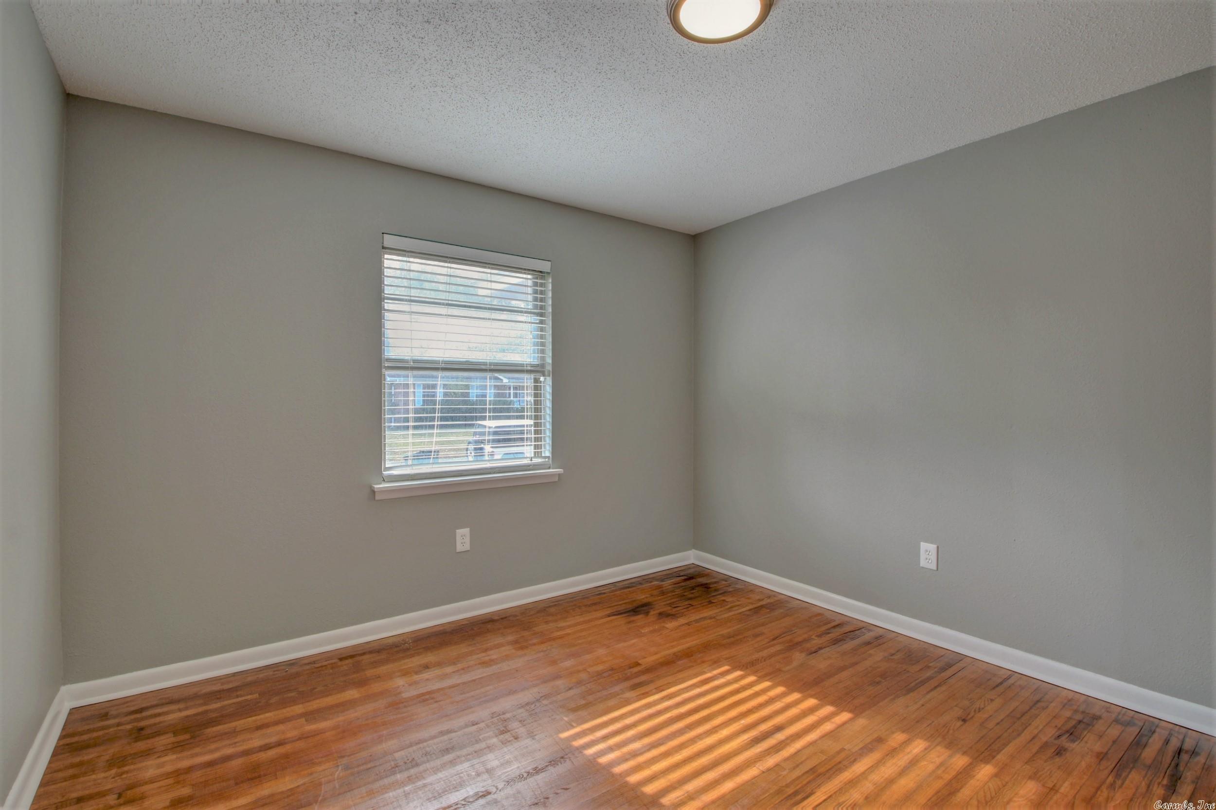 Town & Country - Residential Lease