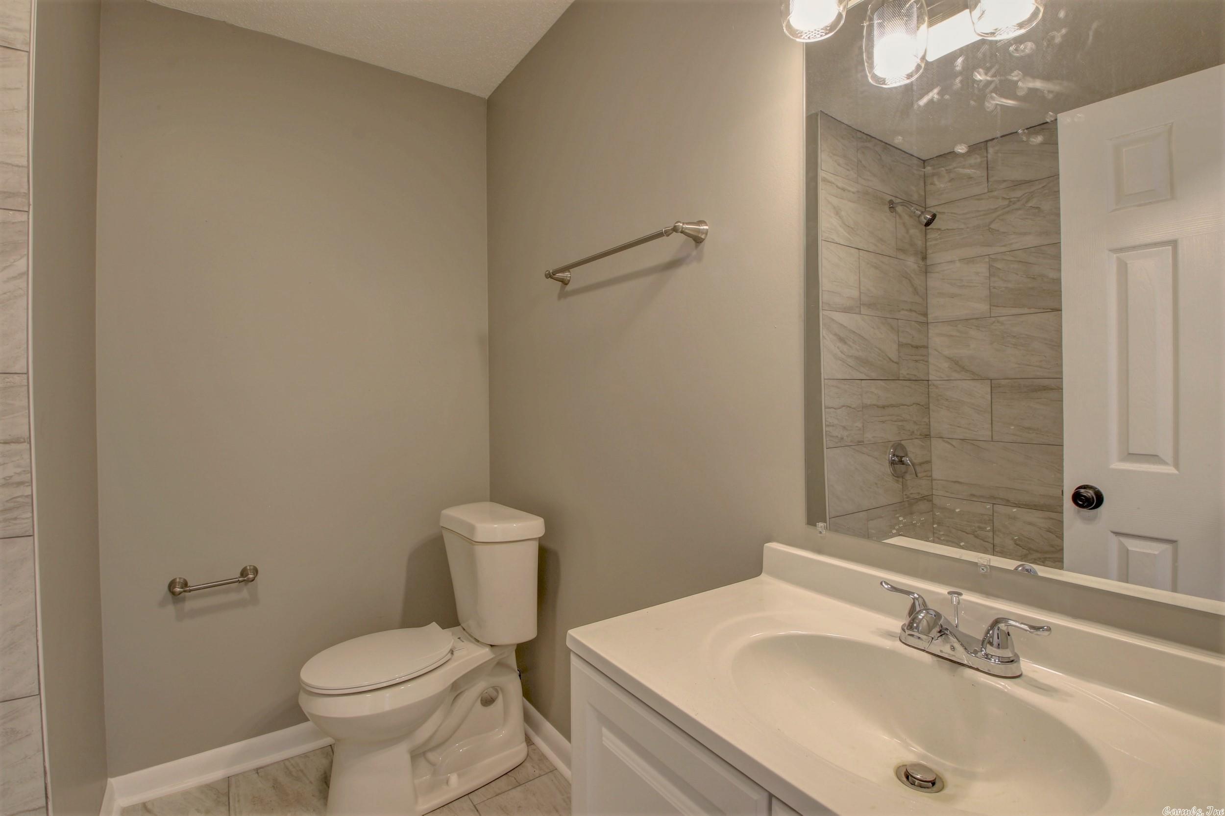 Town & Country - Residential Lease