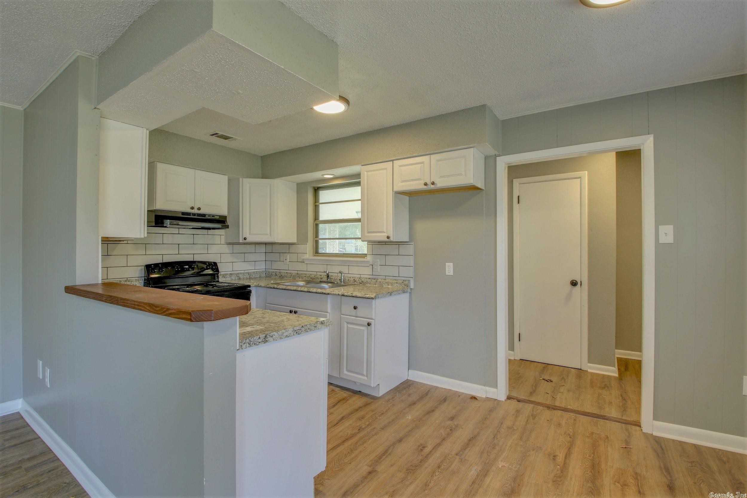 Town & Country - Residential Lease