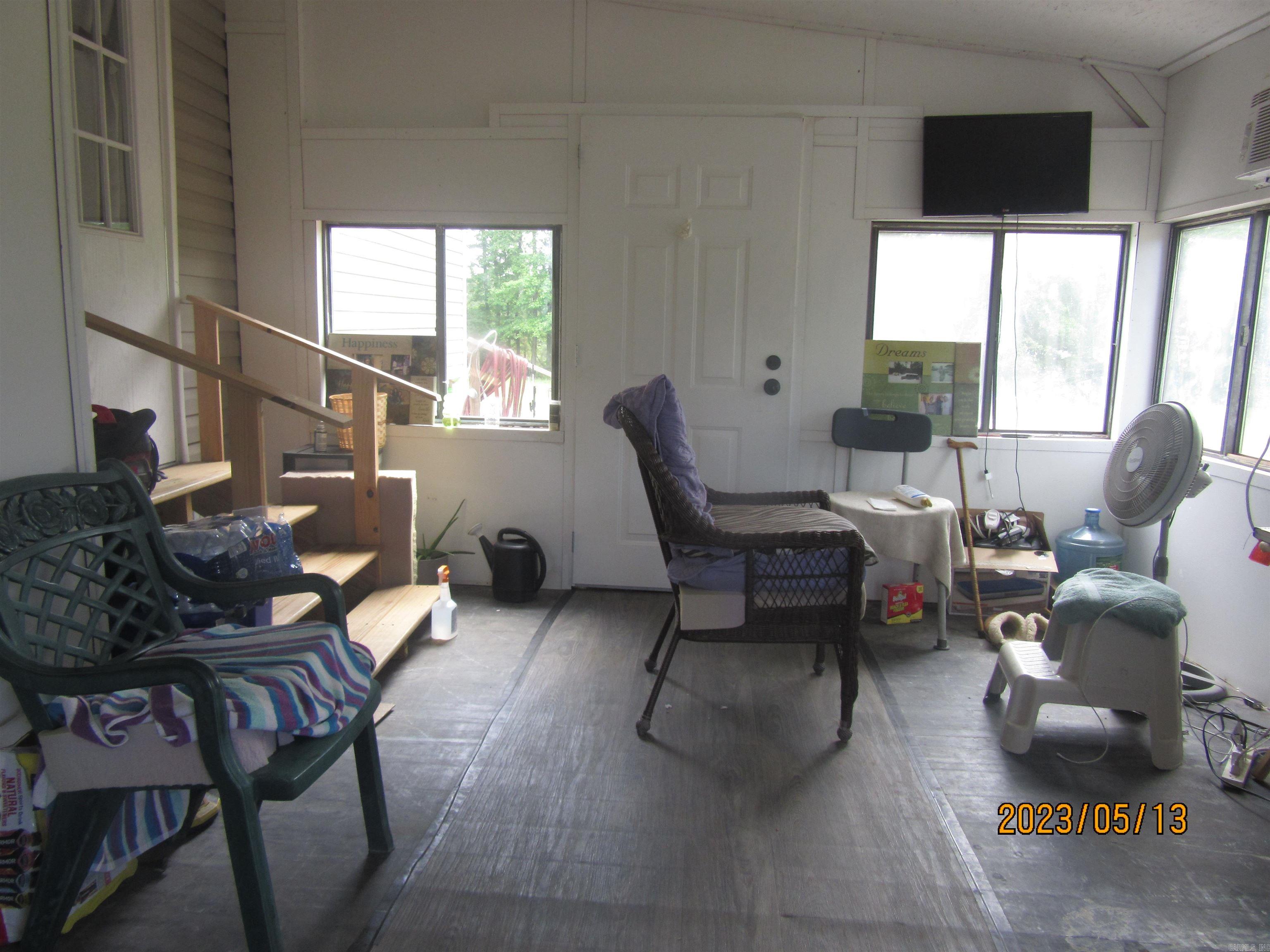 Louann - Residential