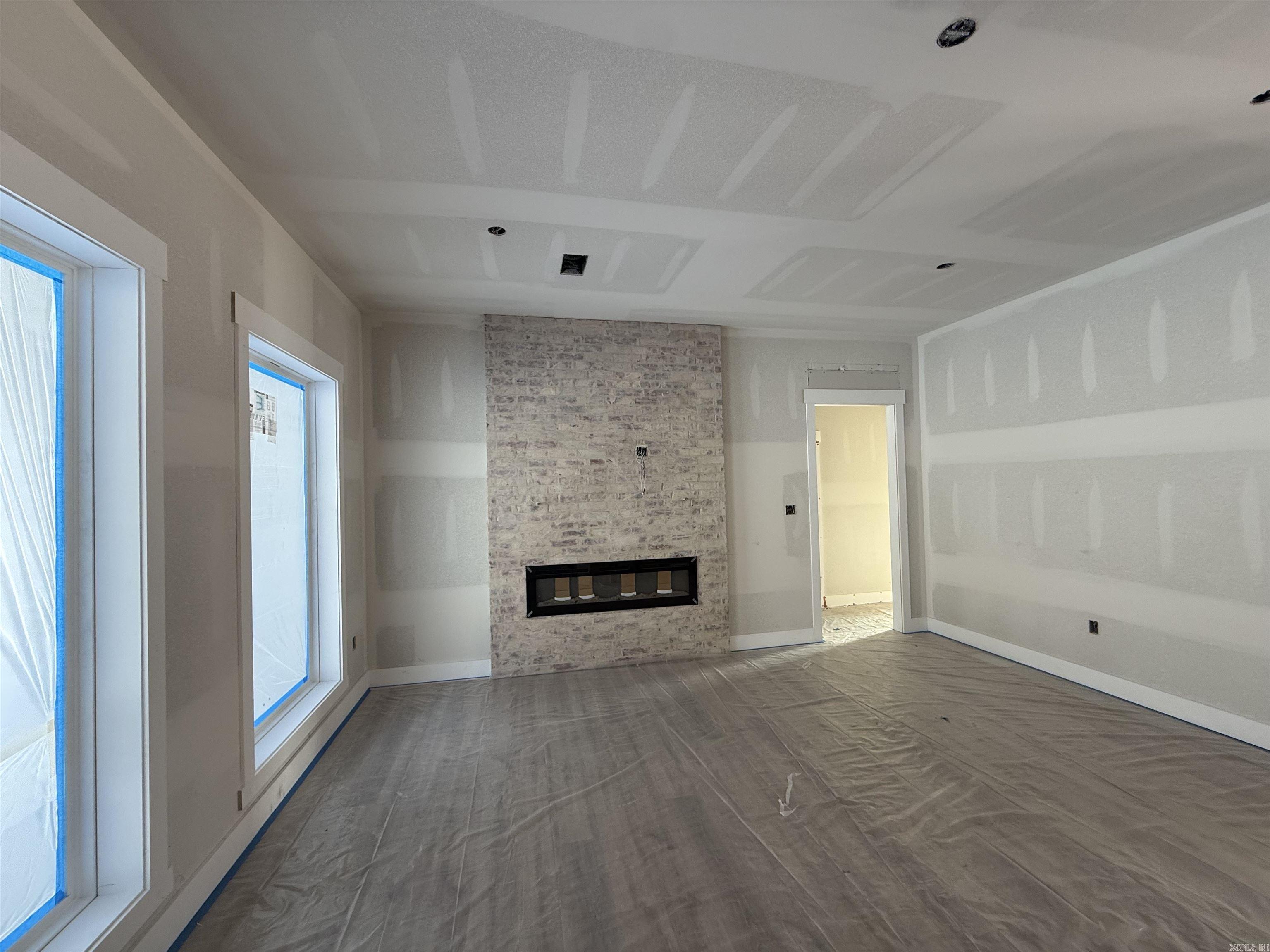 COYOTE RIDGE - Residential